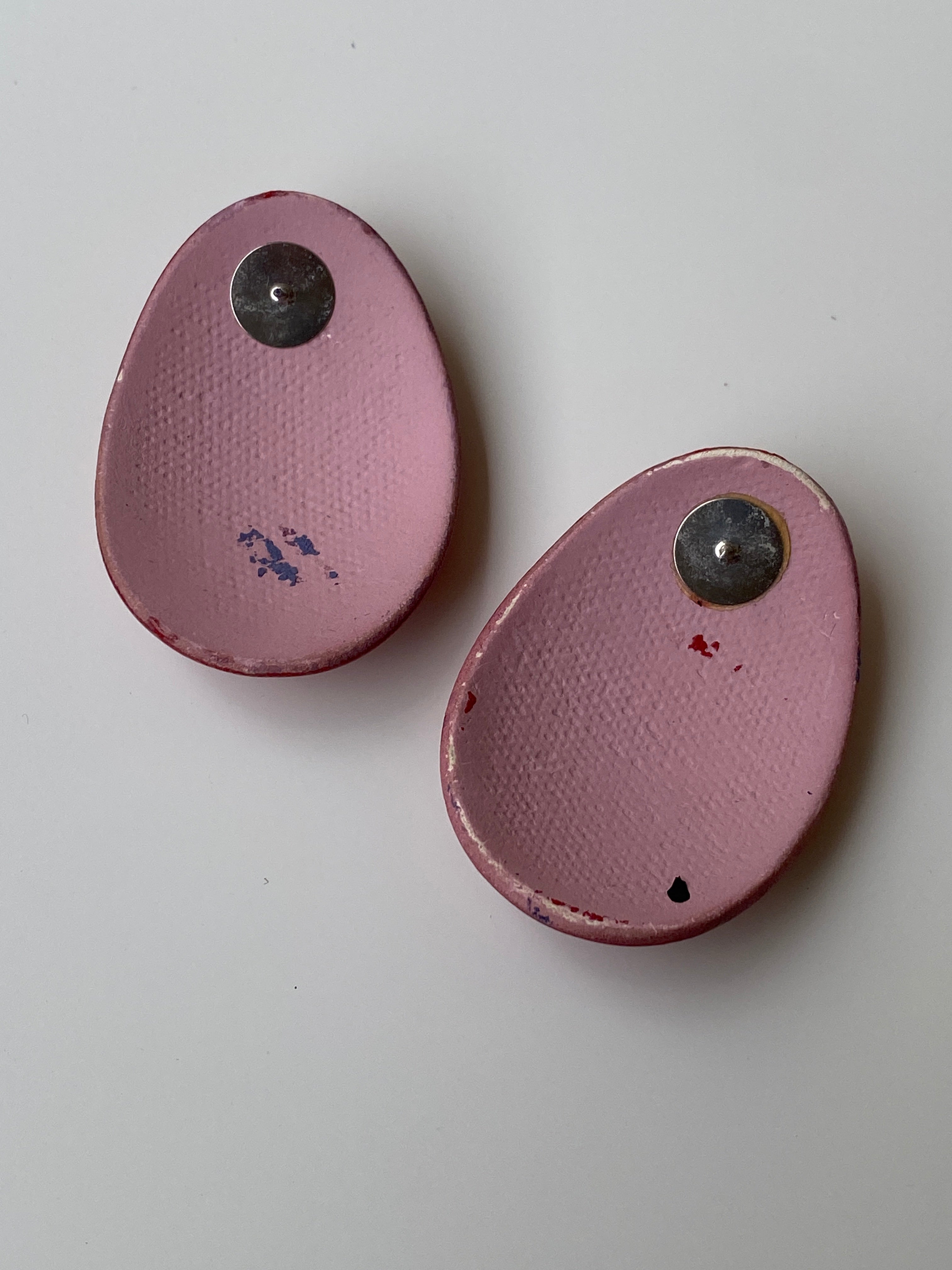 Vintage Crimson Red Marbled Oval Cabochon Stud Earrings