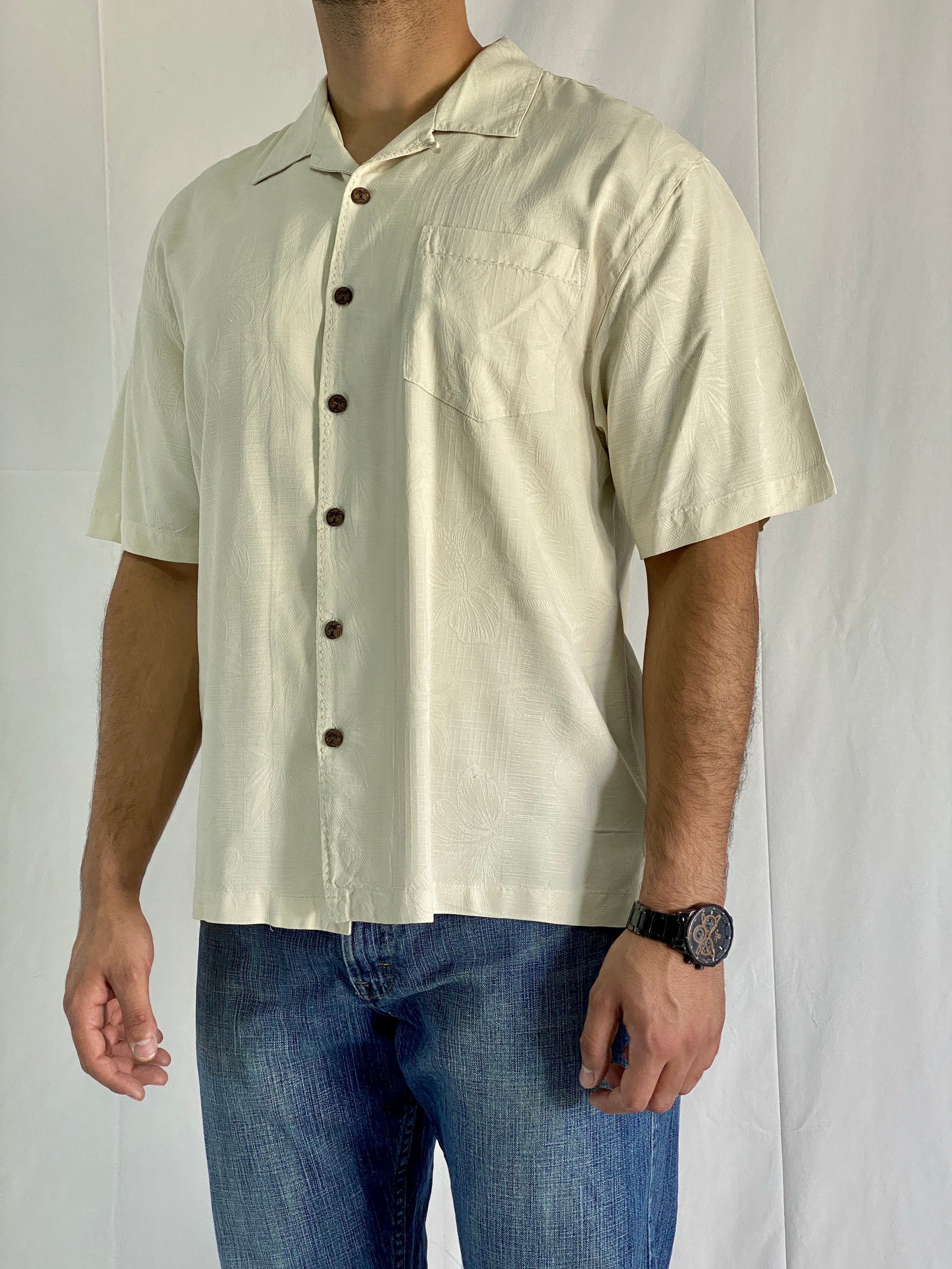 Boundary Bay Silk Men’s Hawaiian Short Sleeve Button Up Cream Color Shirt - L