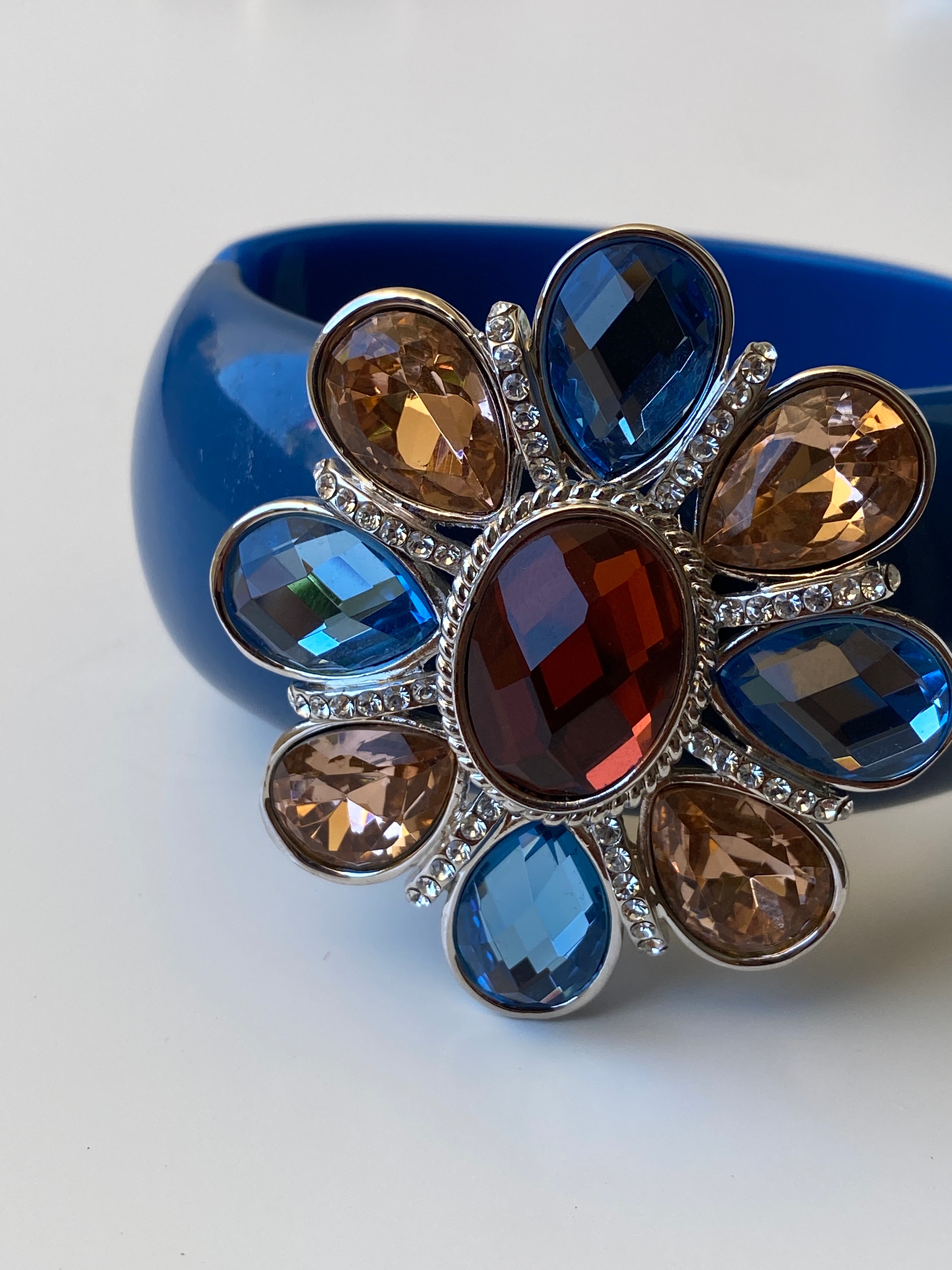 Y2K Cobalt Blue Rhinestone Flower Hinge Cuff Bracelet Chunky Bangle