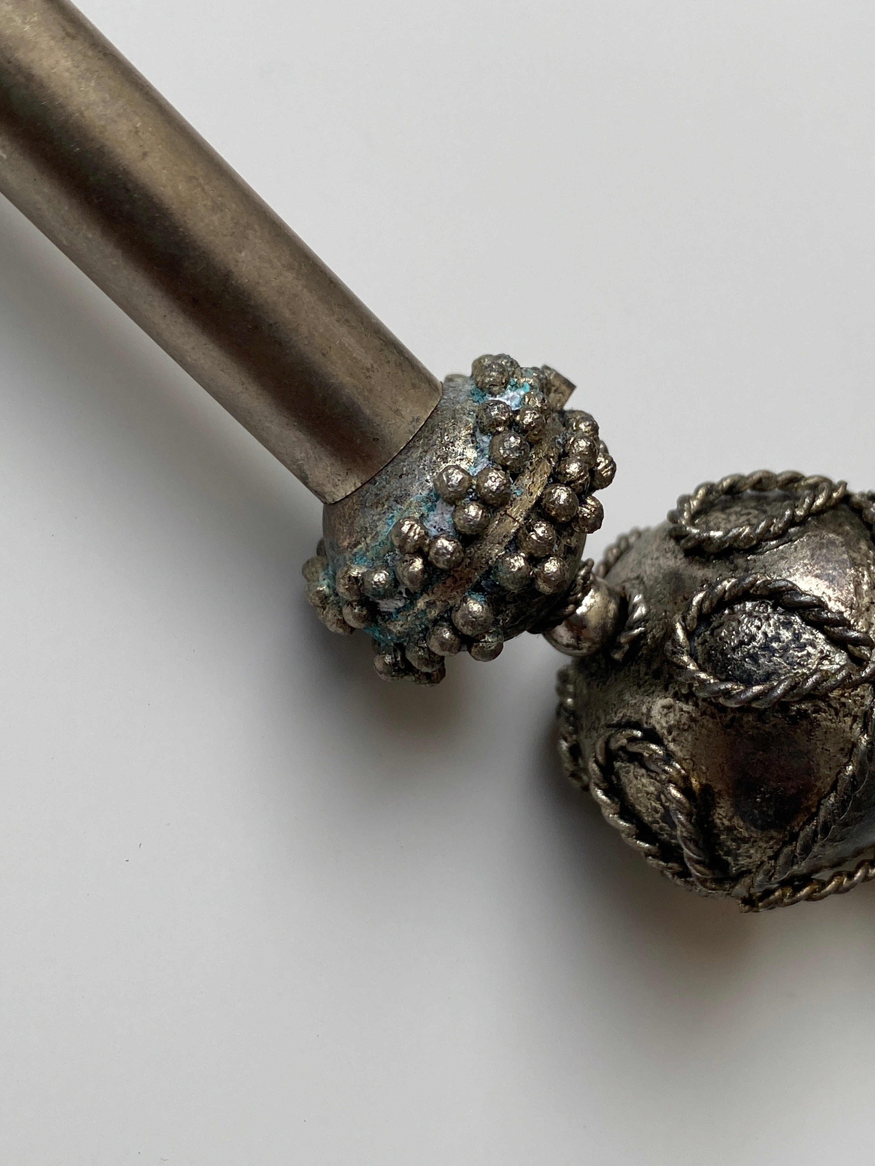 Vintage Tribal-Inspired Silver Tone Beaded Statement Necklace – Textured Metal & Bar Link Design