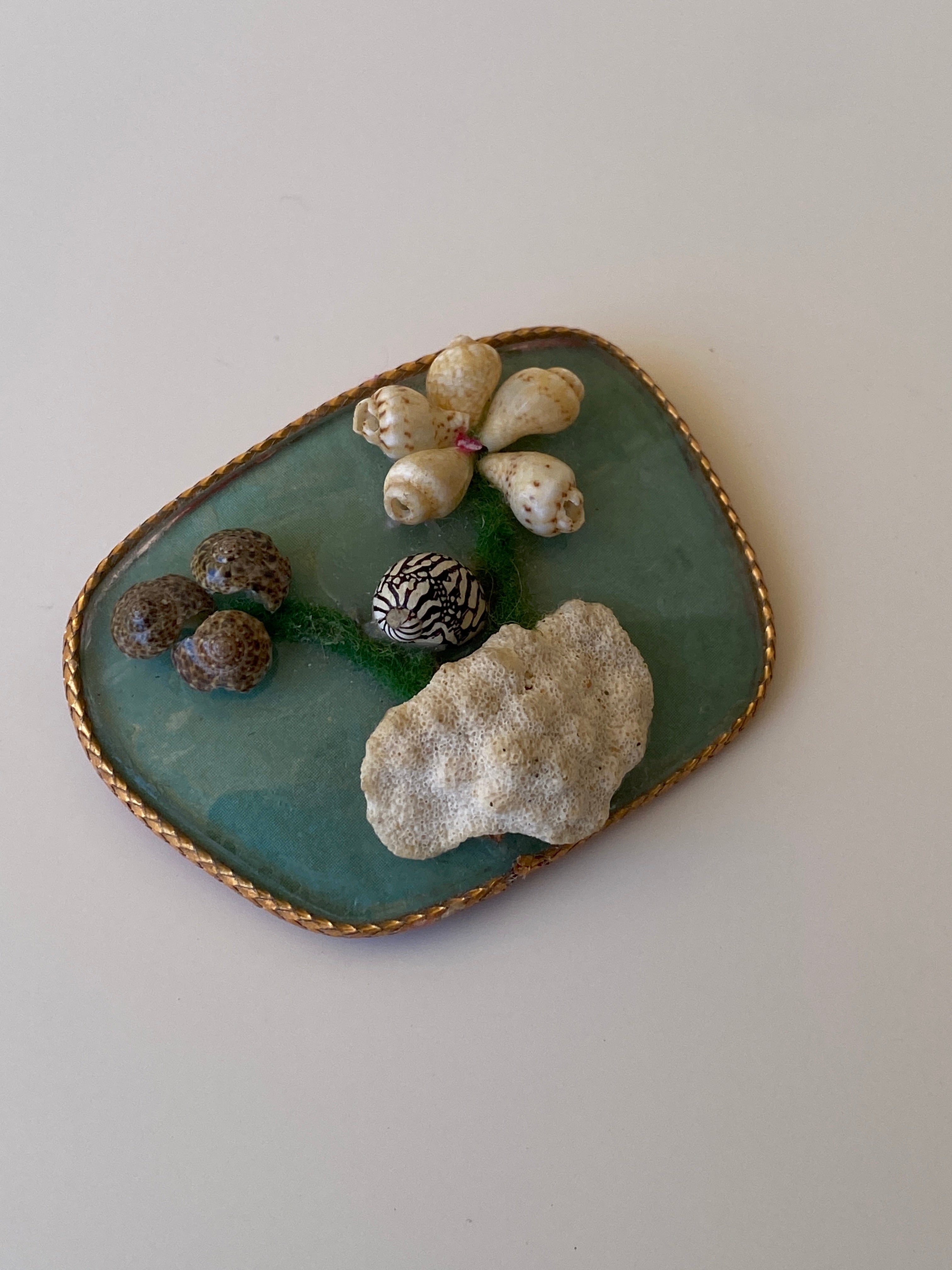 Vintage Coastal Shell Art Brooch Handmade Ocean-Inspired Resin Statement Pin