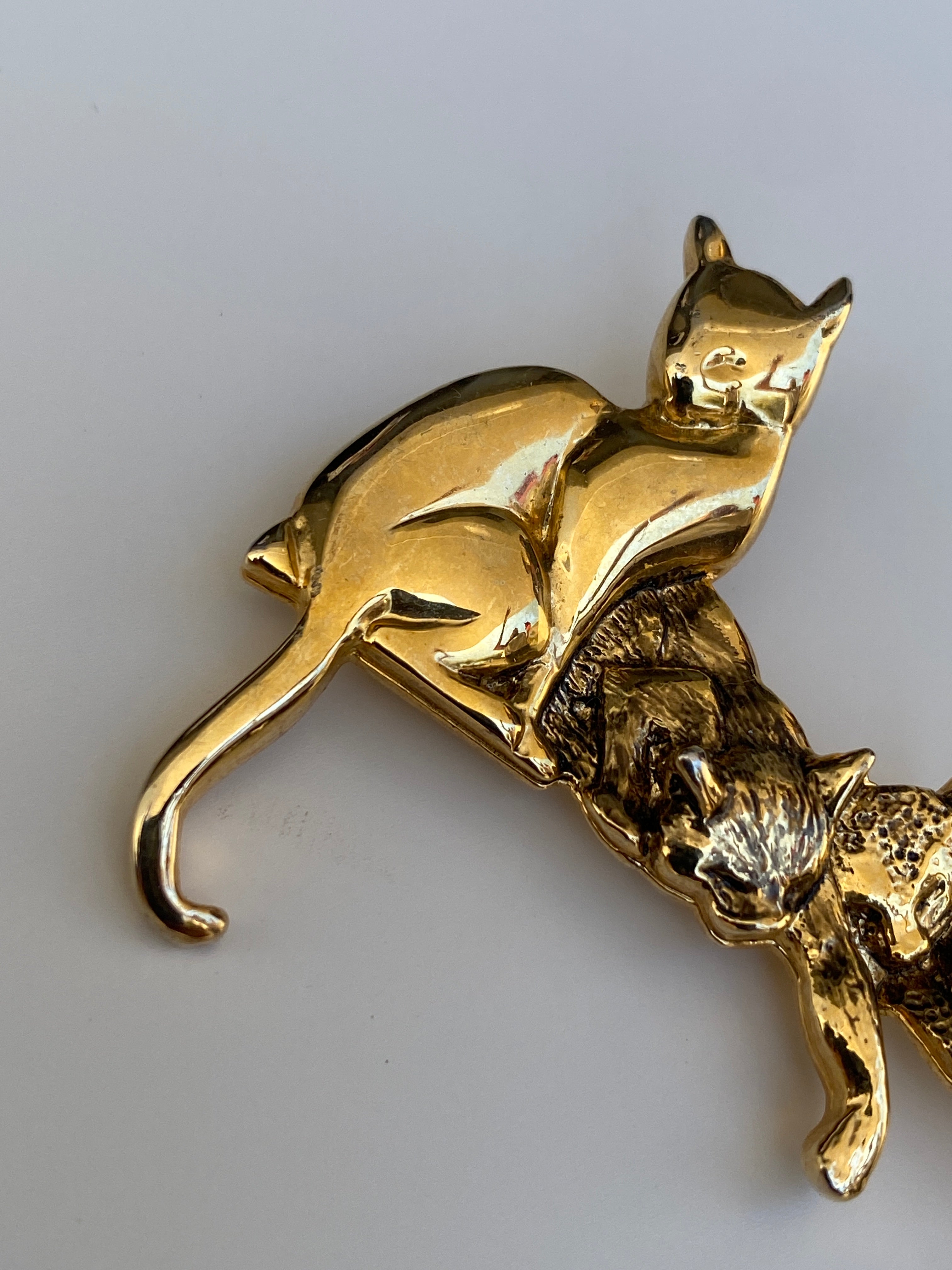Vintage Gold Tone Cat Family Brooch Three Cats on Bench Statement Pin