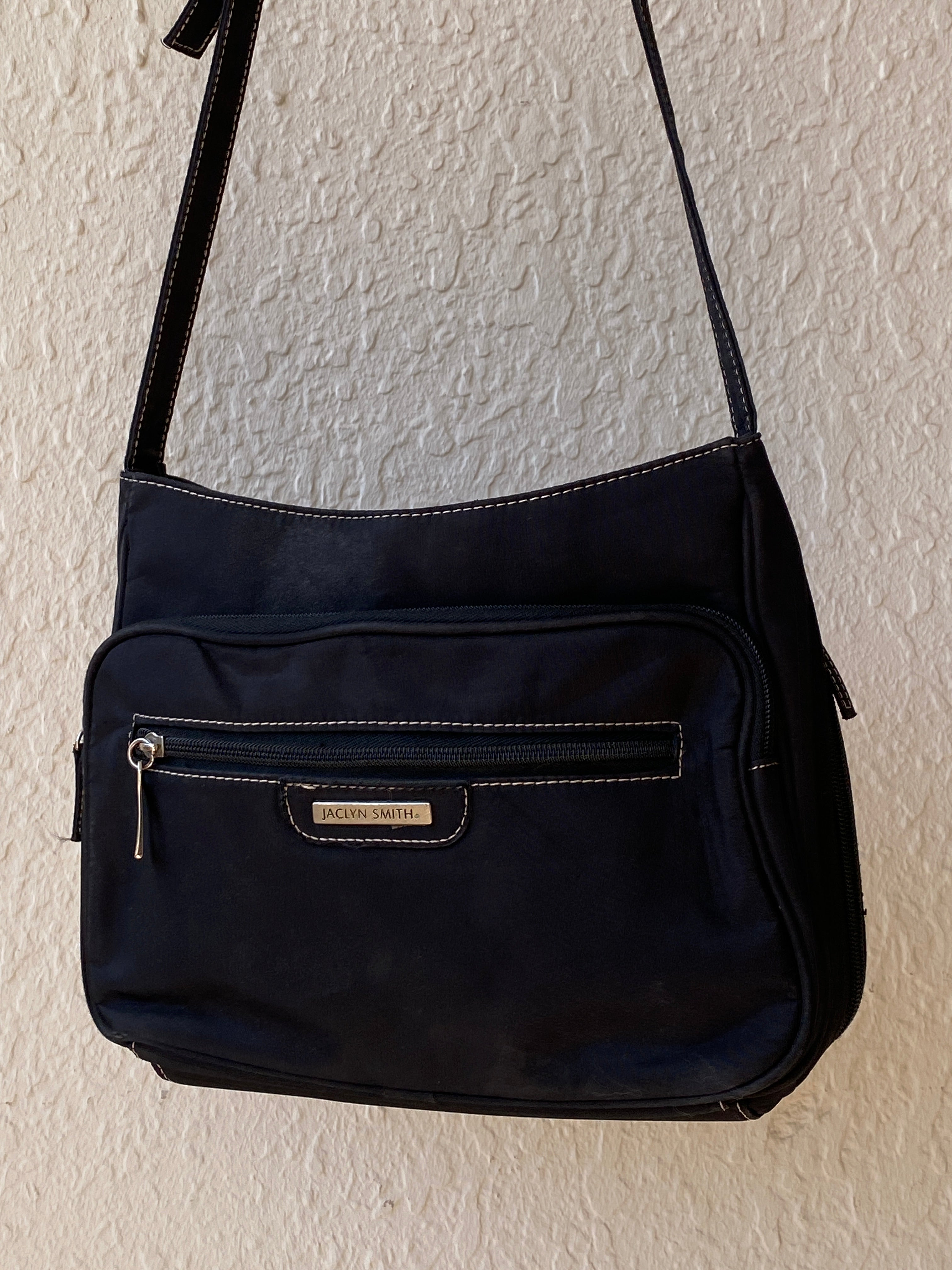 Vintage Y2K Jaclyn Smith Black Nylon Shoulder Multi-Pocket Crossbody Bag