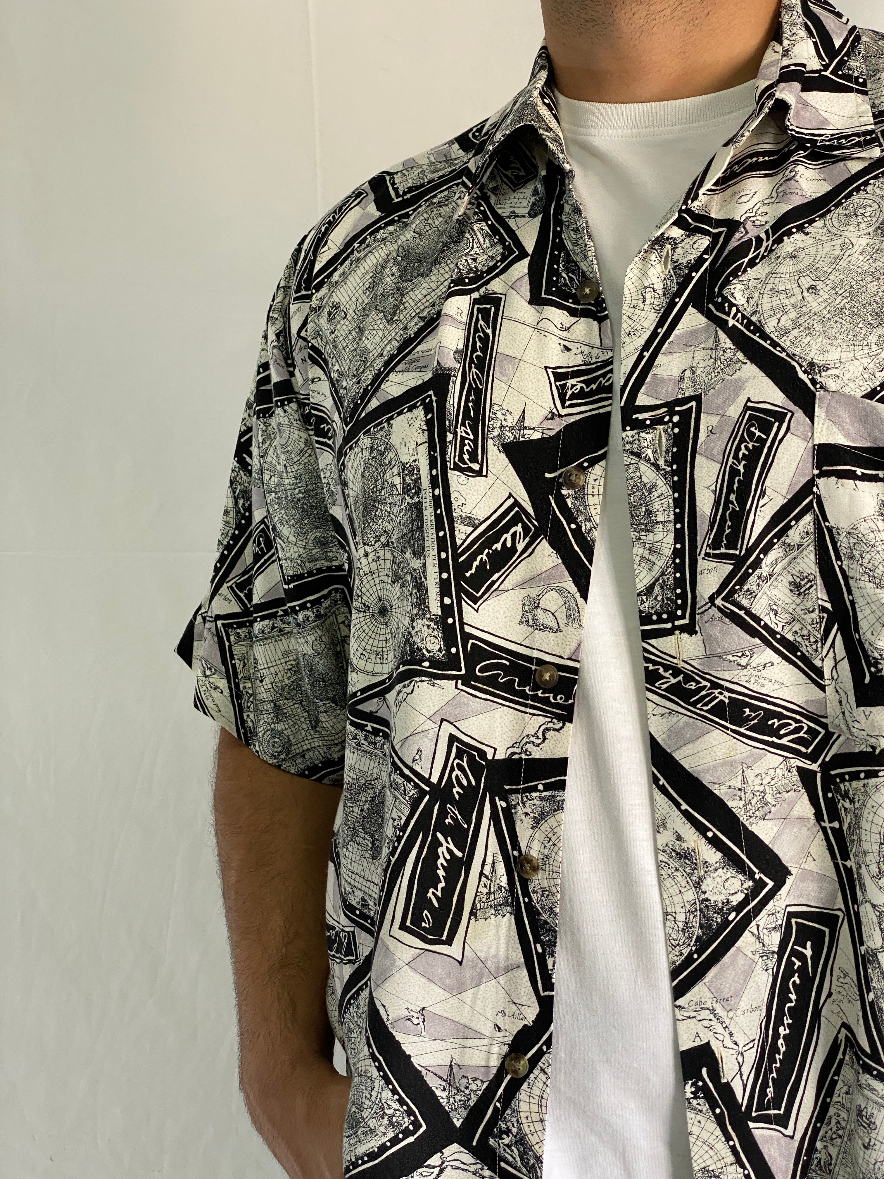 Vintage Roundtree & Yorke Map Print Travel Theme Men’s Short Sleeve Button Up Shirt - XL