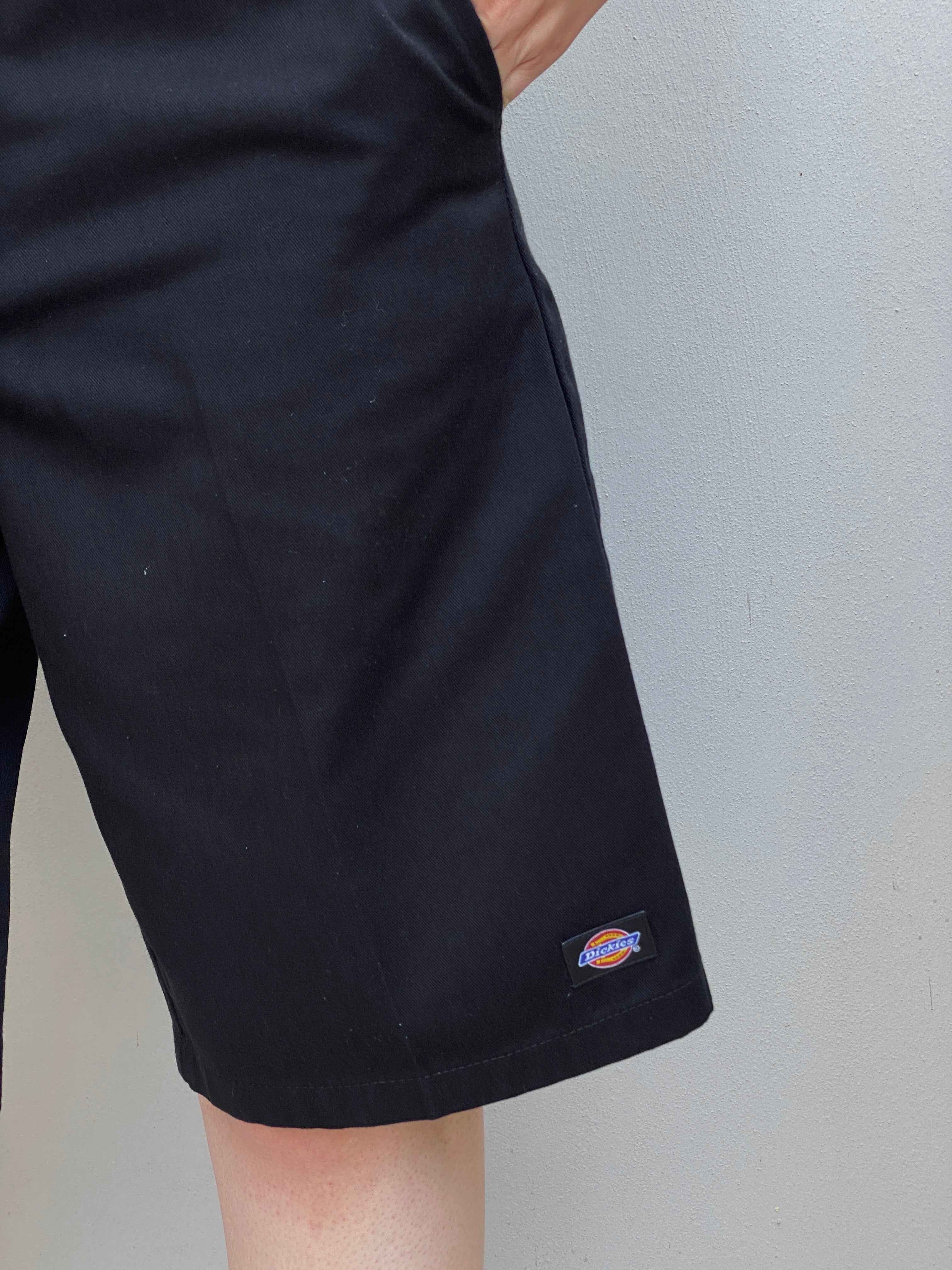 Vintage Dickies Black Workwear Relaxed Fit Utility Shorts – M
