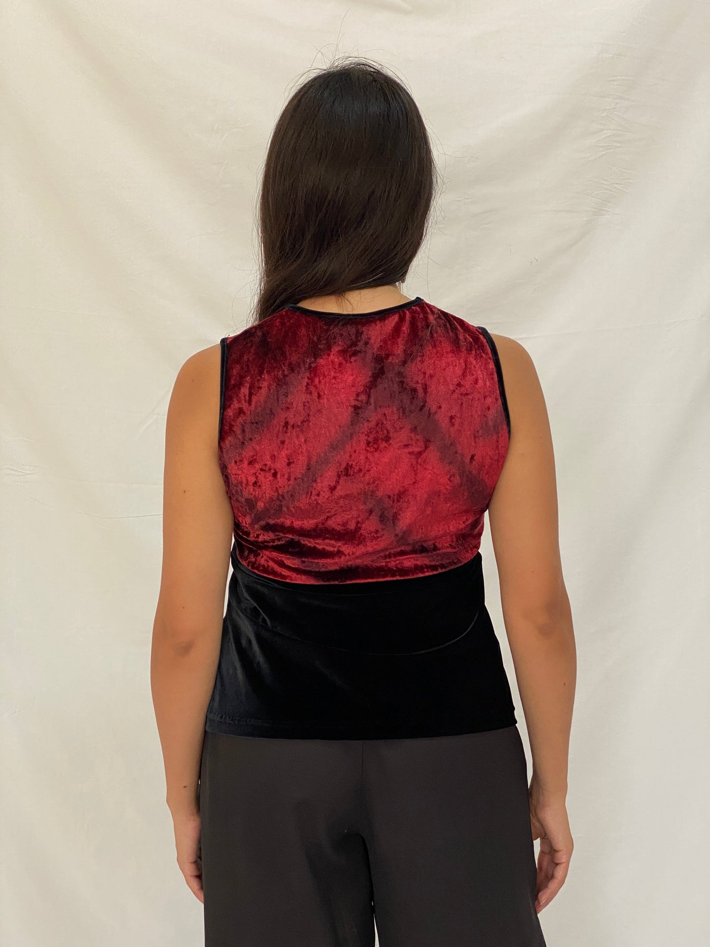 Vintage 90s Bill Cost Red & Black Crushed Velvet Sleeveless Tank Top - Y2K Glam Grunge Aesthetic - S