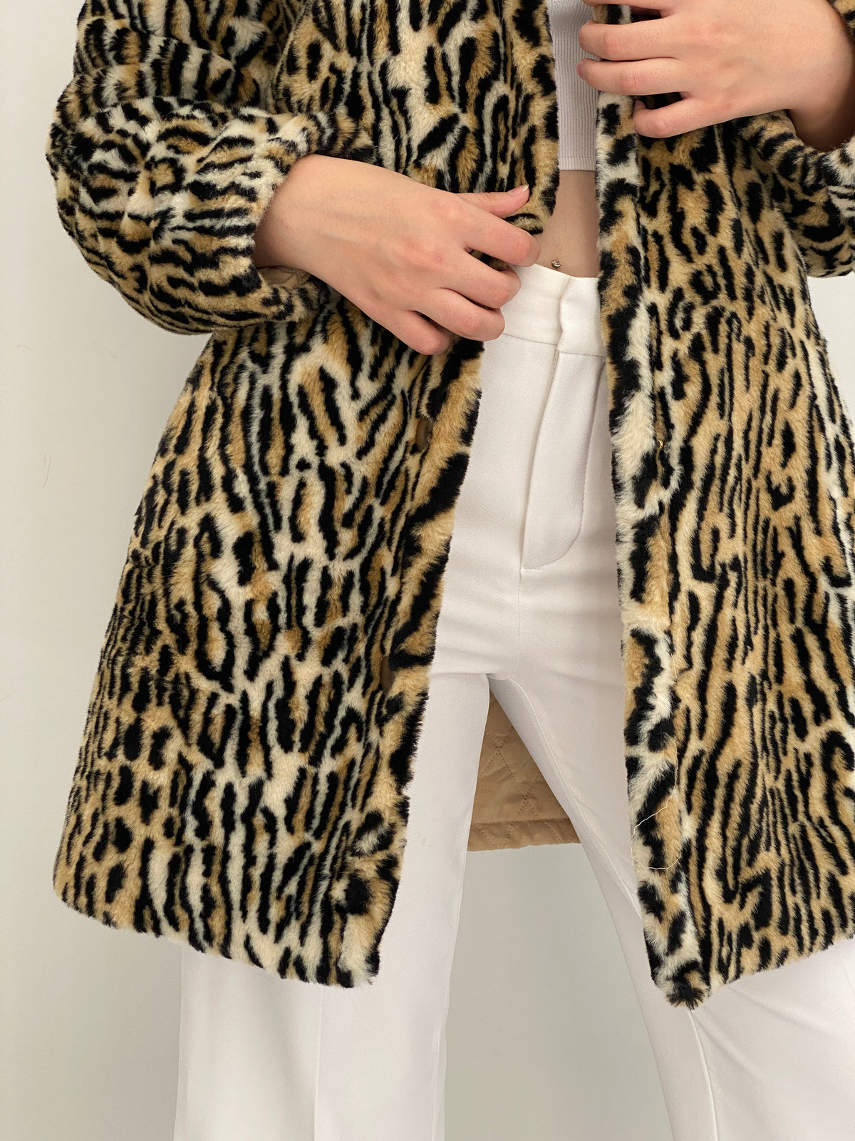 Vintage Y2K Reversible Beige Quilted Leopard Faux Fur Longline Jacket - L