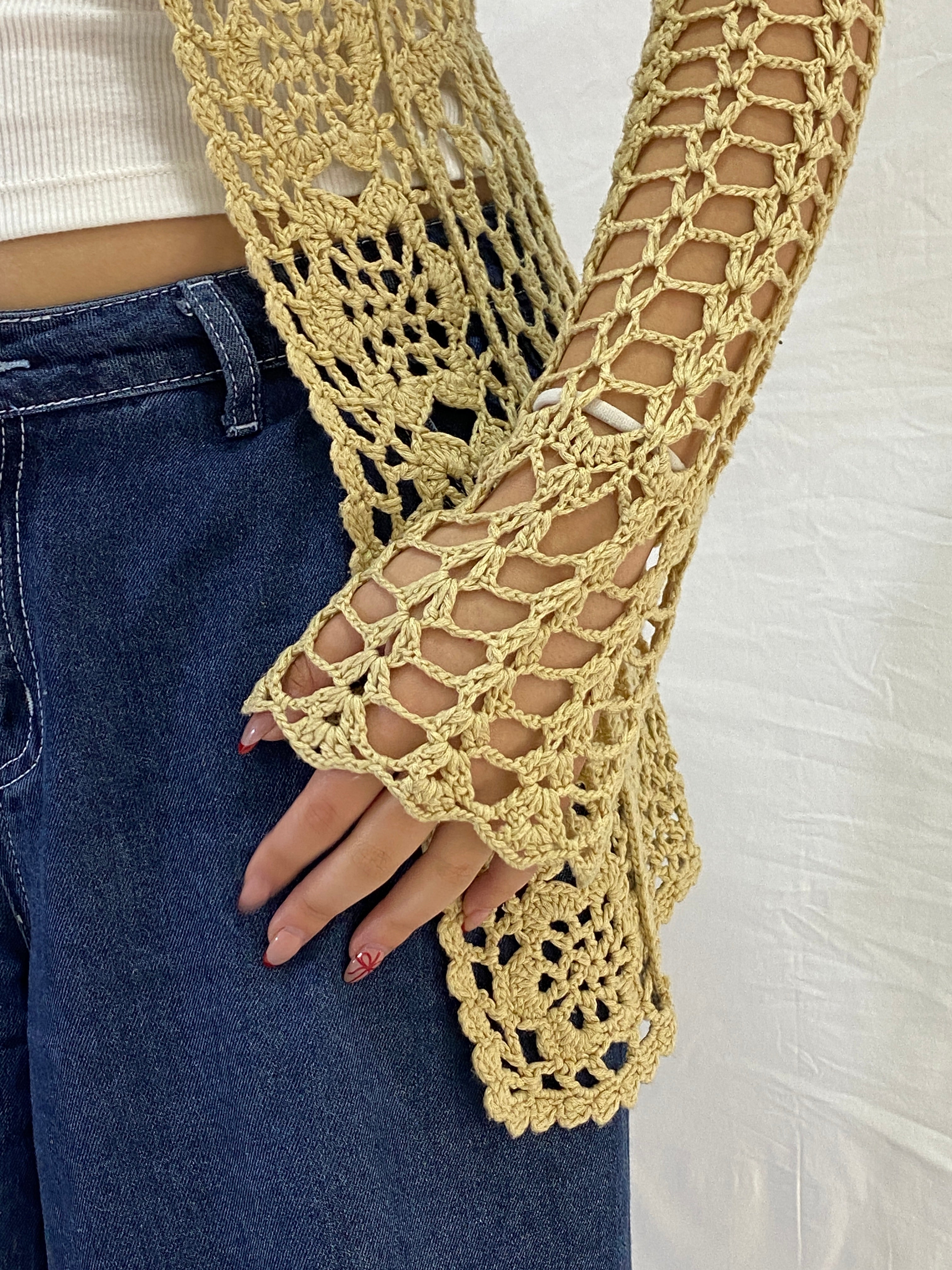 Vintage Beige Crochet Tie-Front Long Sleeve Open-Knit Cardigan – M