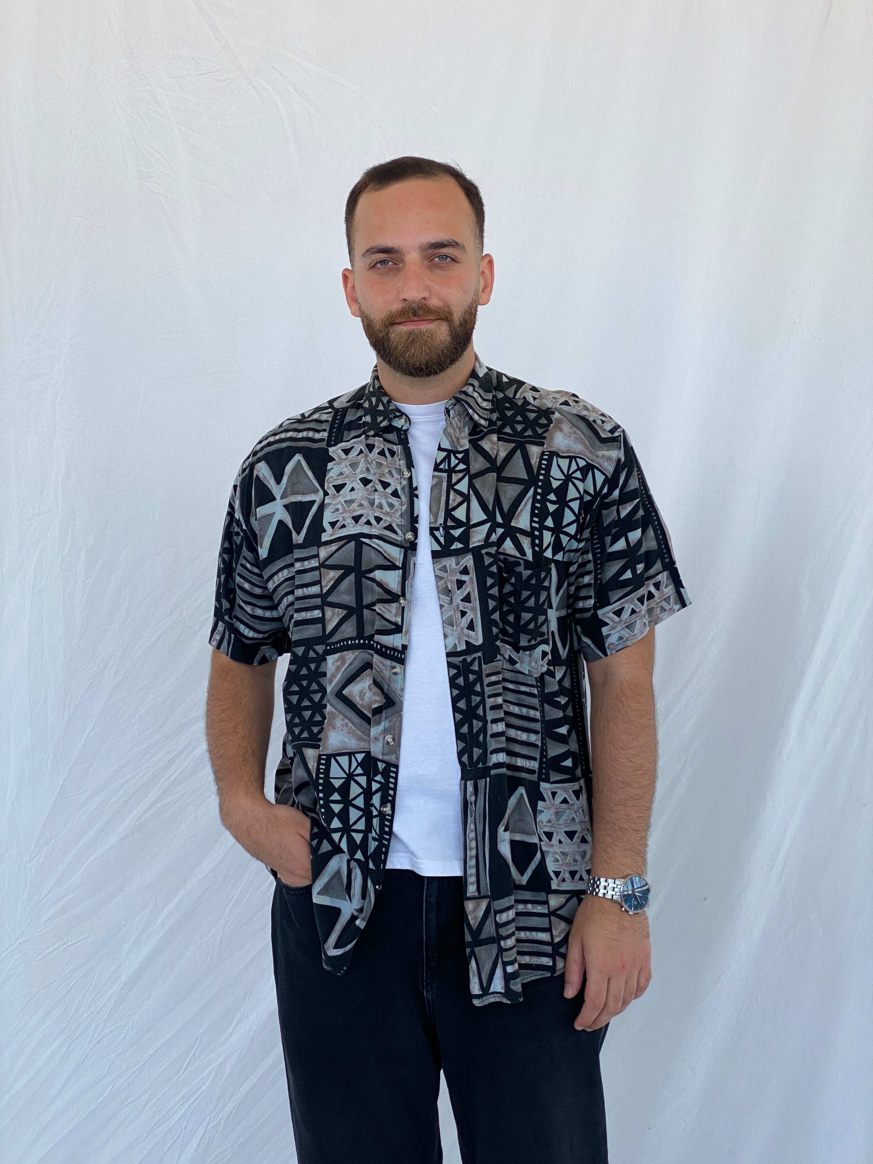 Vintage Toby Lee TL Geometric Print Black and Gray Shirt - L - Balagan Vintage Half Sleeve Shirt 90s, half sleeve shirt, Iyad, mens shirt, NEW IN, printed shirt