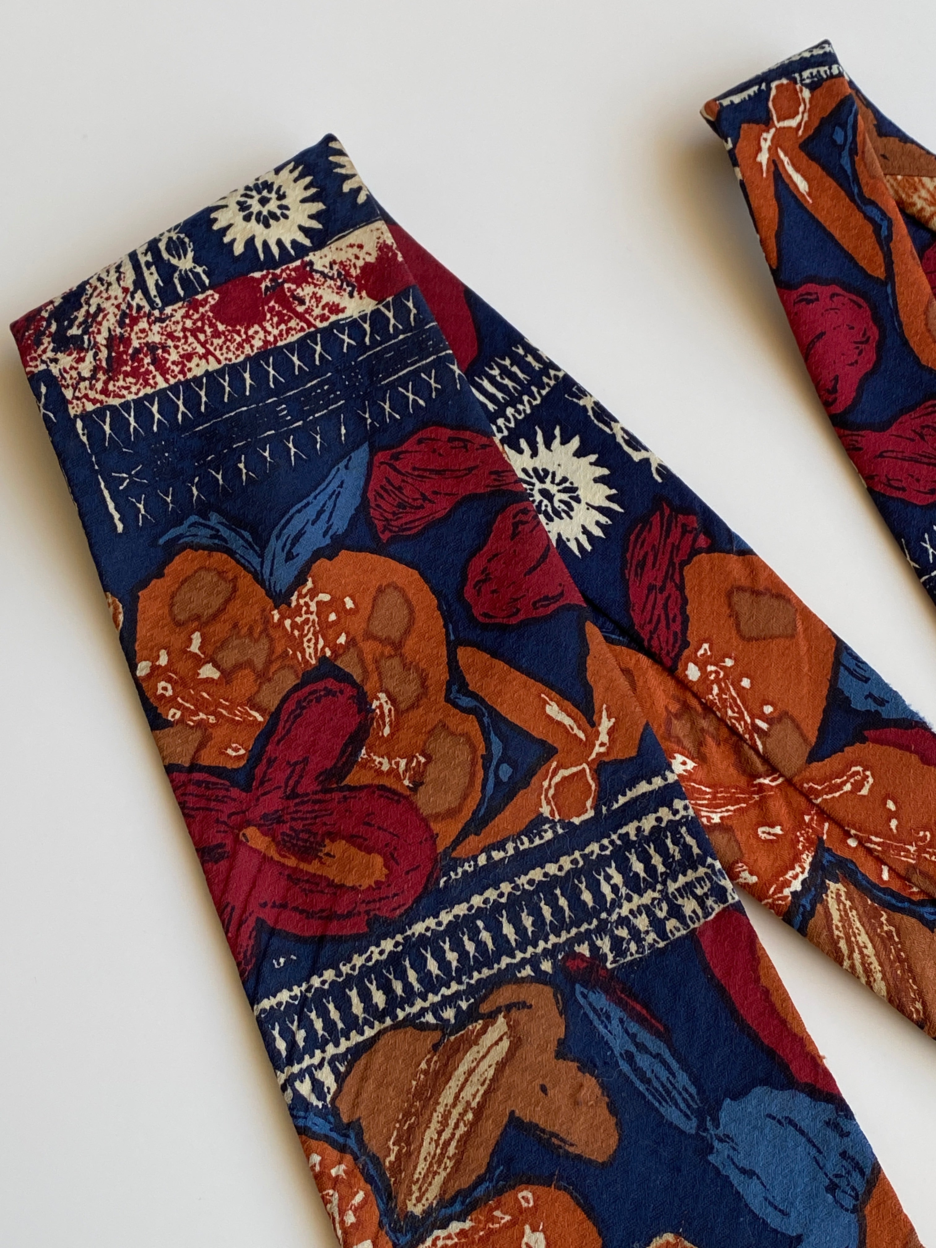 Vintage 1990s T Fashion Navy Multicolor Polyester Floral Abstract Necktie