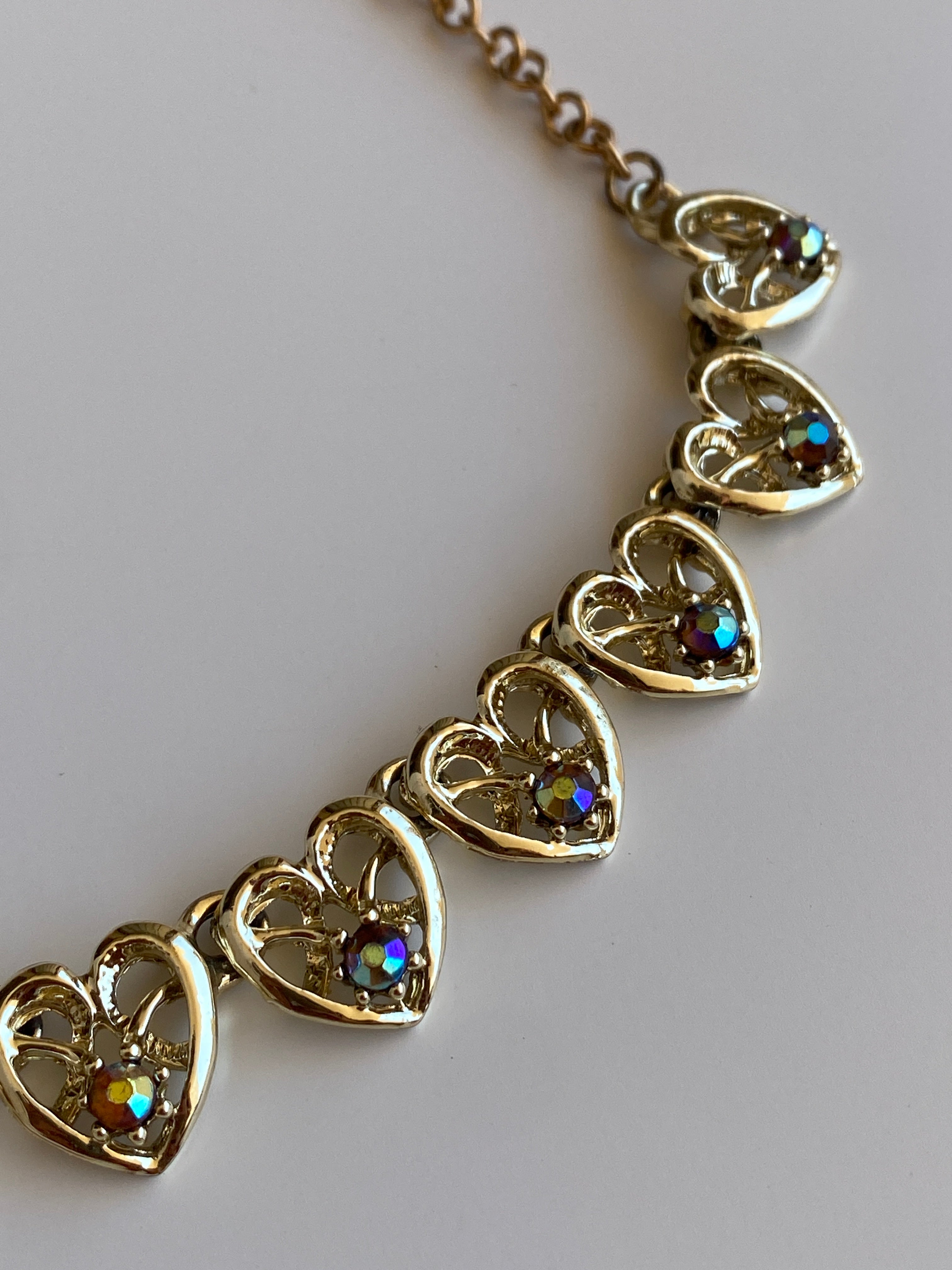 Vintage Gold-Tone Open Heart Motifs Rhinestone Chain Necklace