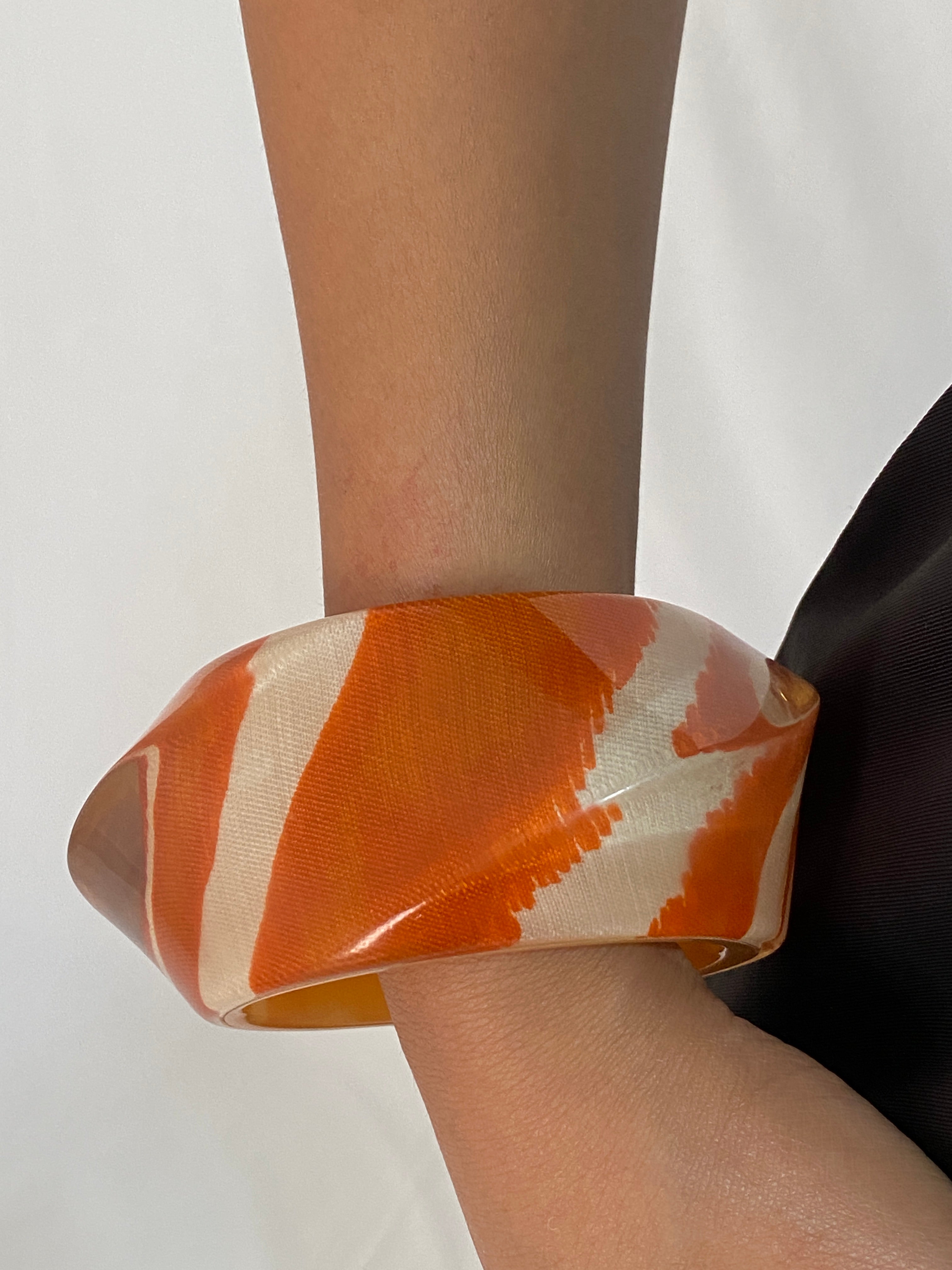 Vintage Kate Spade Chunky Resin Bangle Bracelet Orange and Cream Swirl Statement Cuff