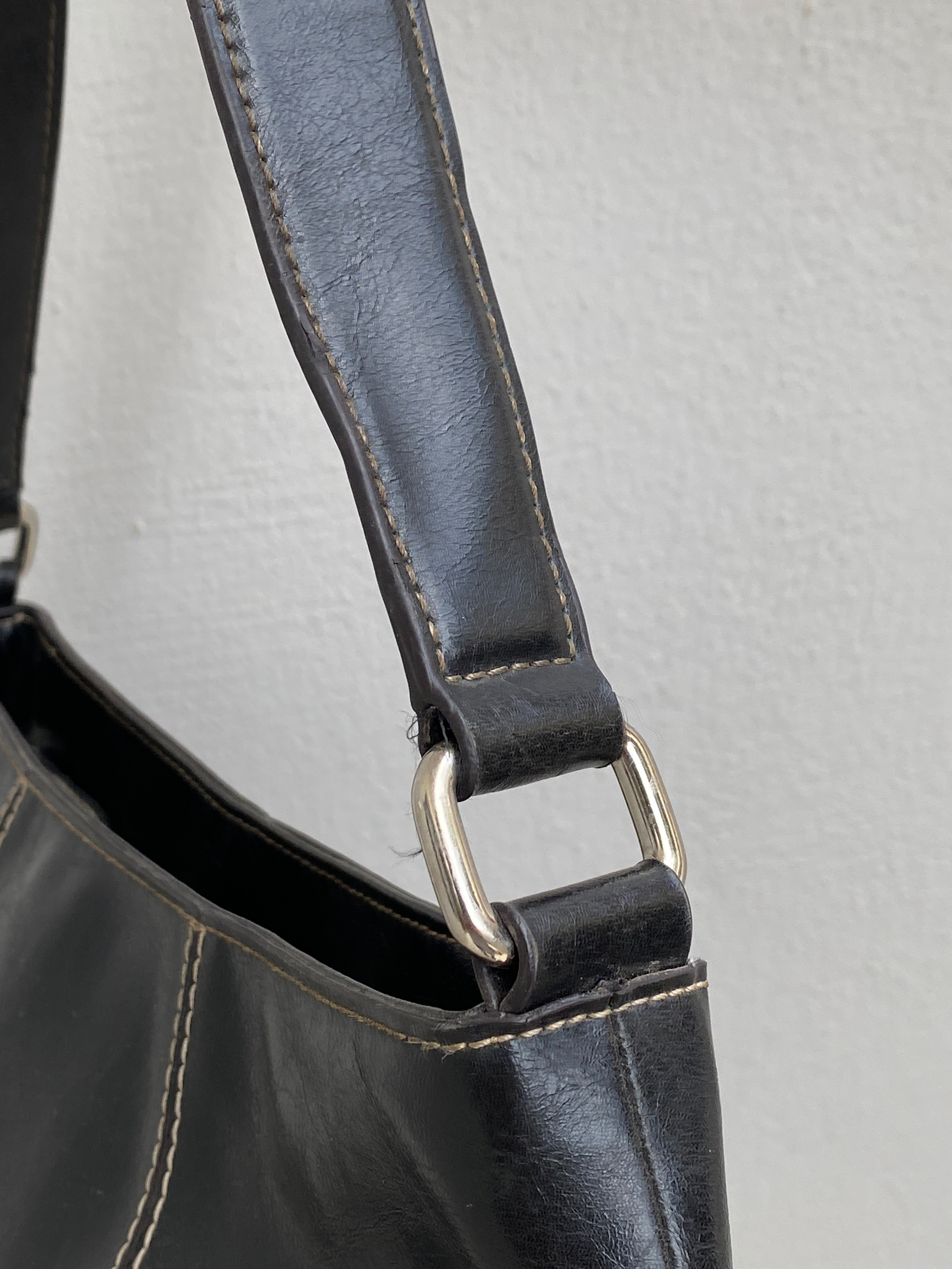 Vintage 90s Nine West Black Leather Minimalist Shoulder Bag