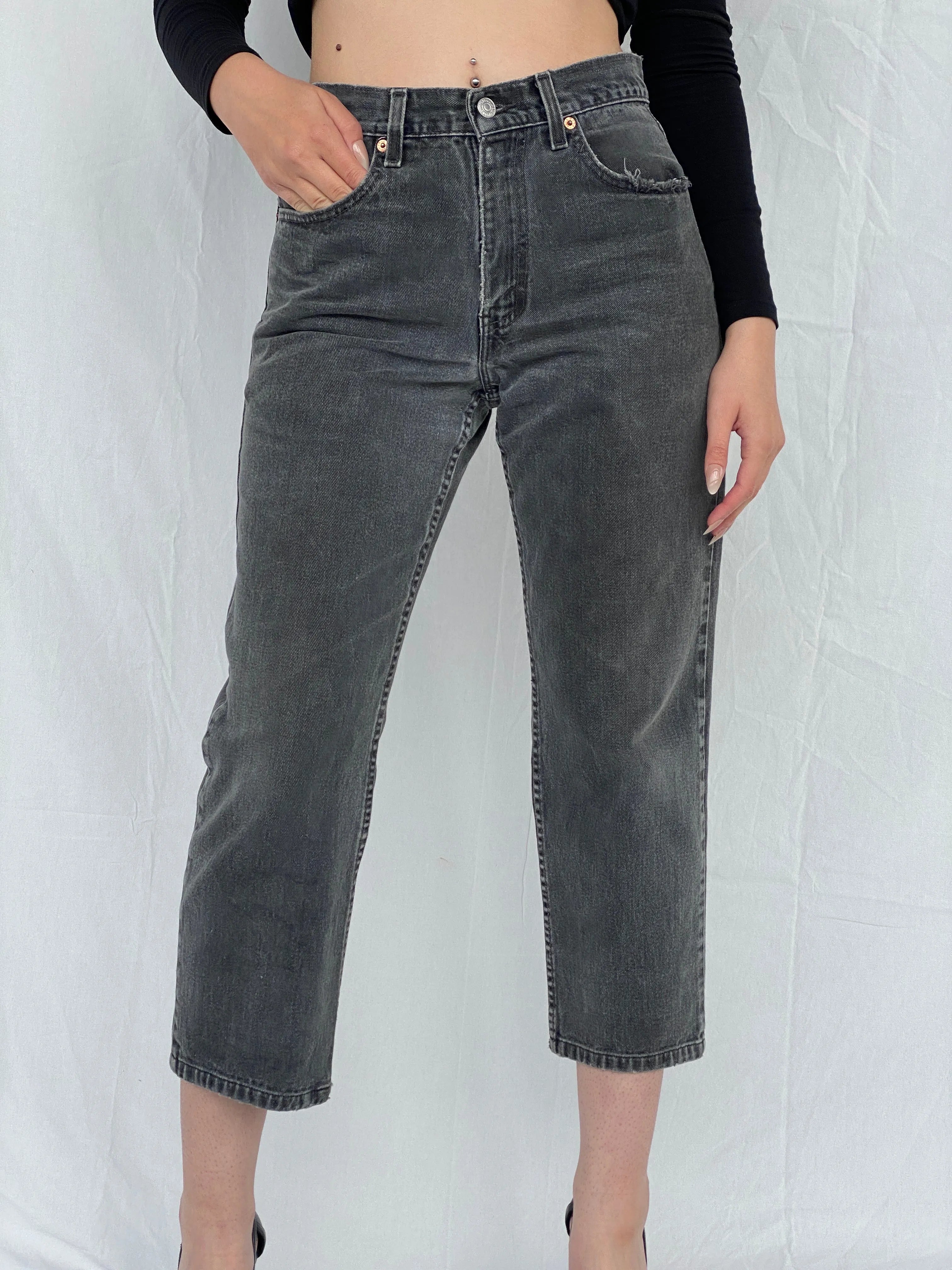 550 Grey Cropped Vintage Levi’s Jeans W30 L30 - Balagan Vintage Jeans 00s, 90s, Ayah, denim, jeans, levis