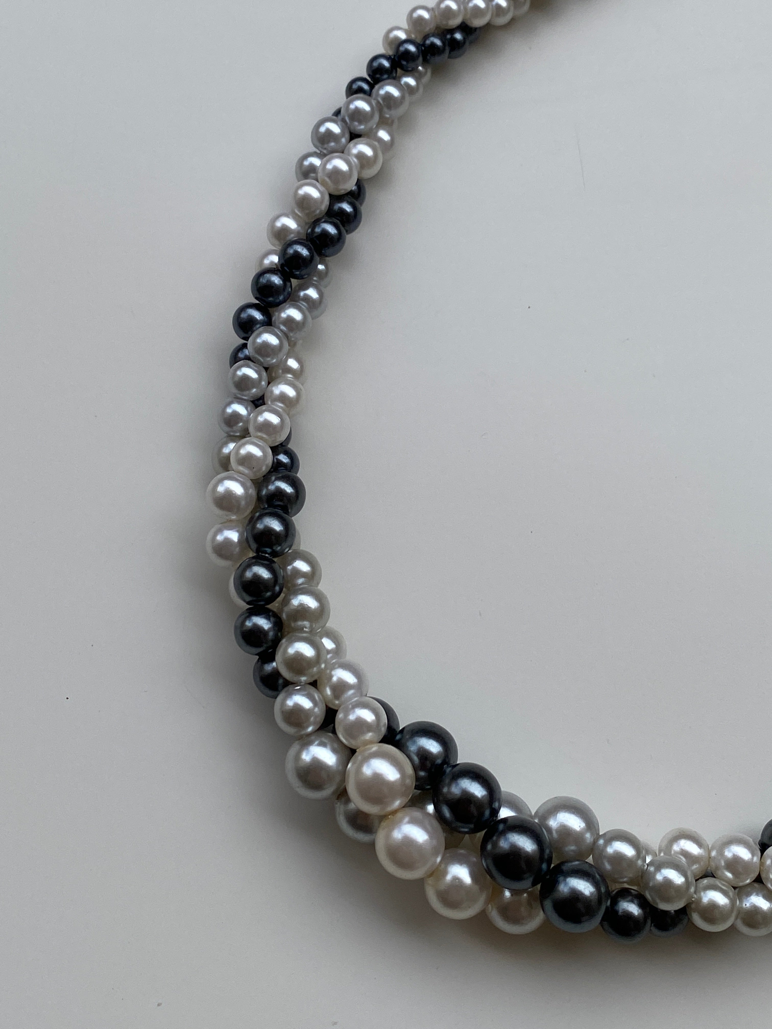 Vintage Faux Pearl Double Strand Necklace Black & White Elegant Classic Choker