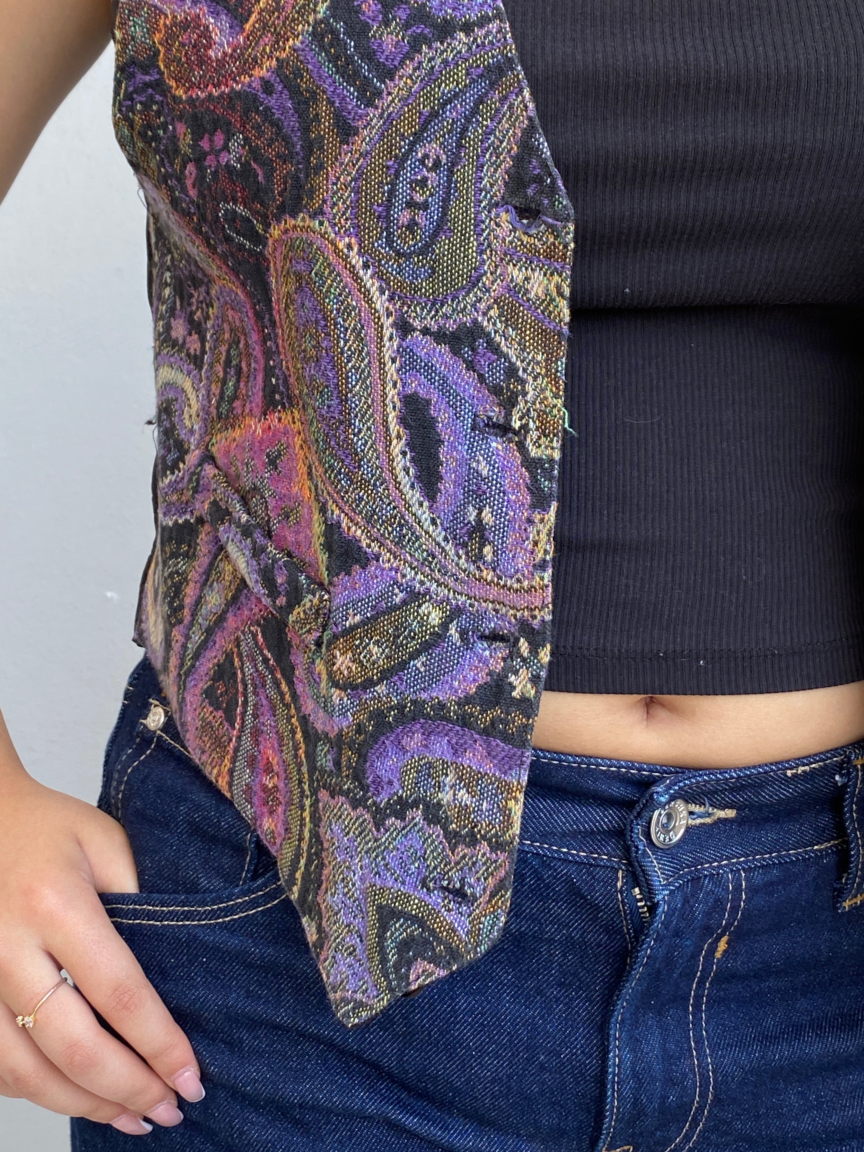 Vintage 90s Wrapper USA Purple Paisley Tapestry Vest Boho Waistcoat – M