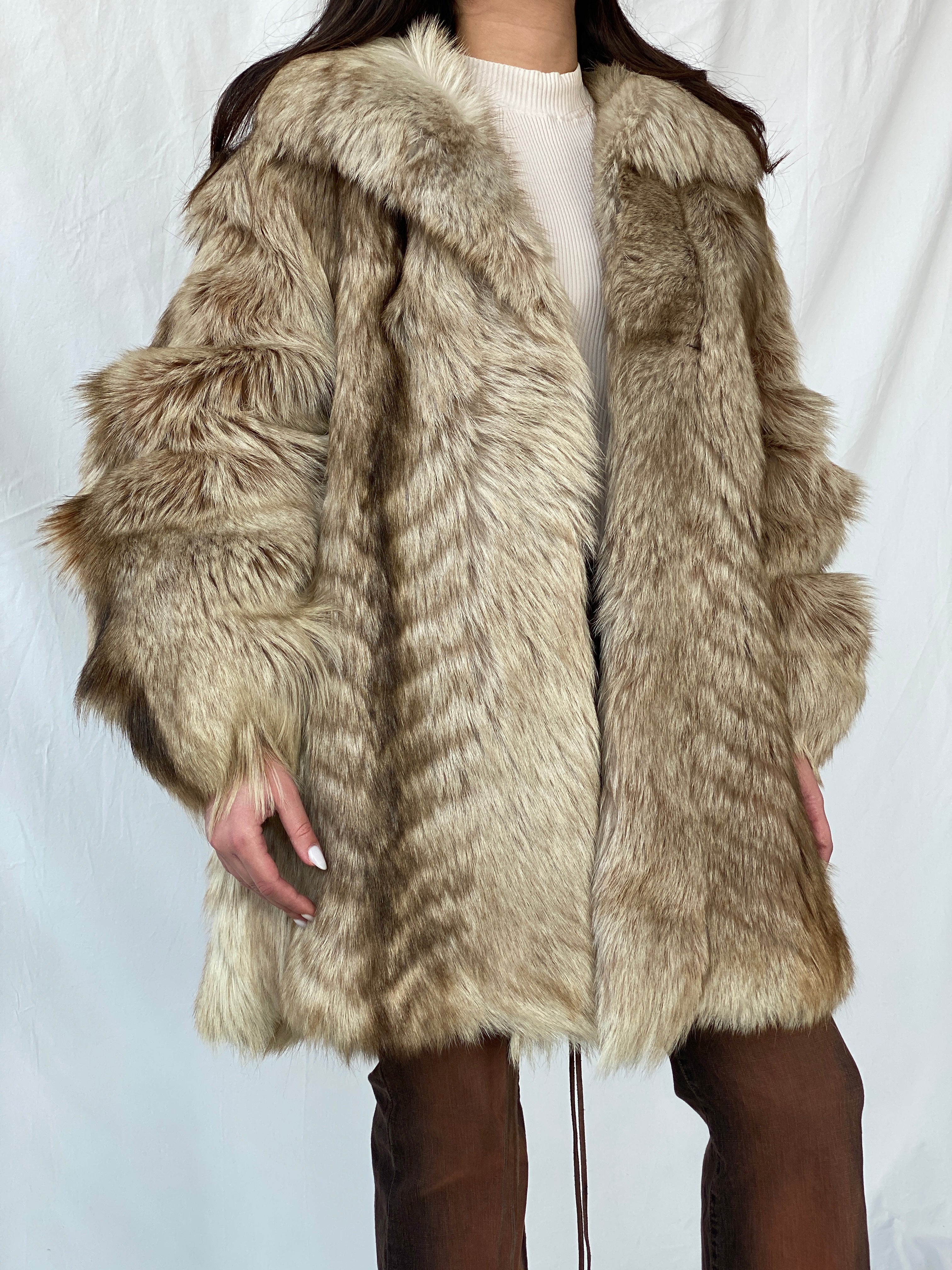 Luxurious Vintage Real Fur Women’s Beige Coat Natural Genuine Fur Jacket - L