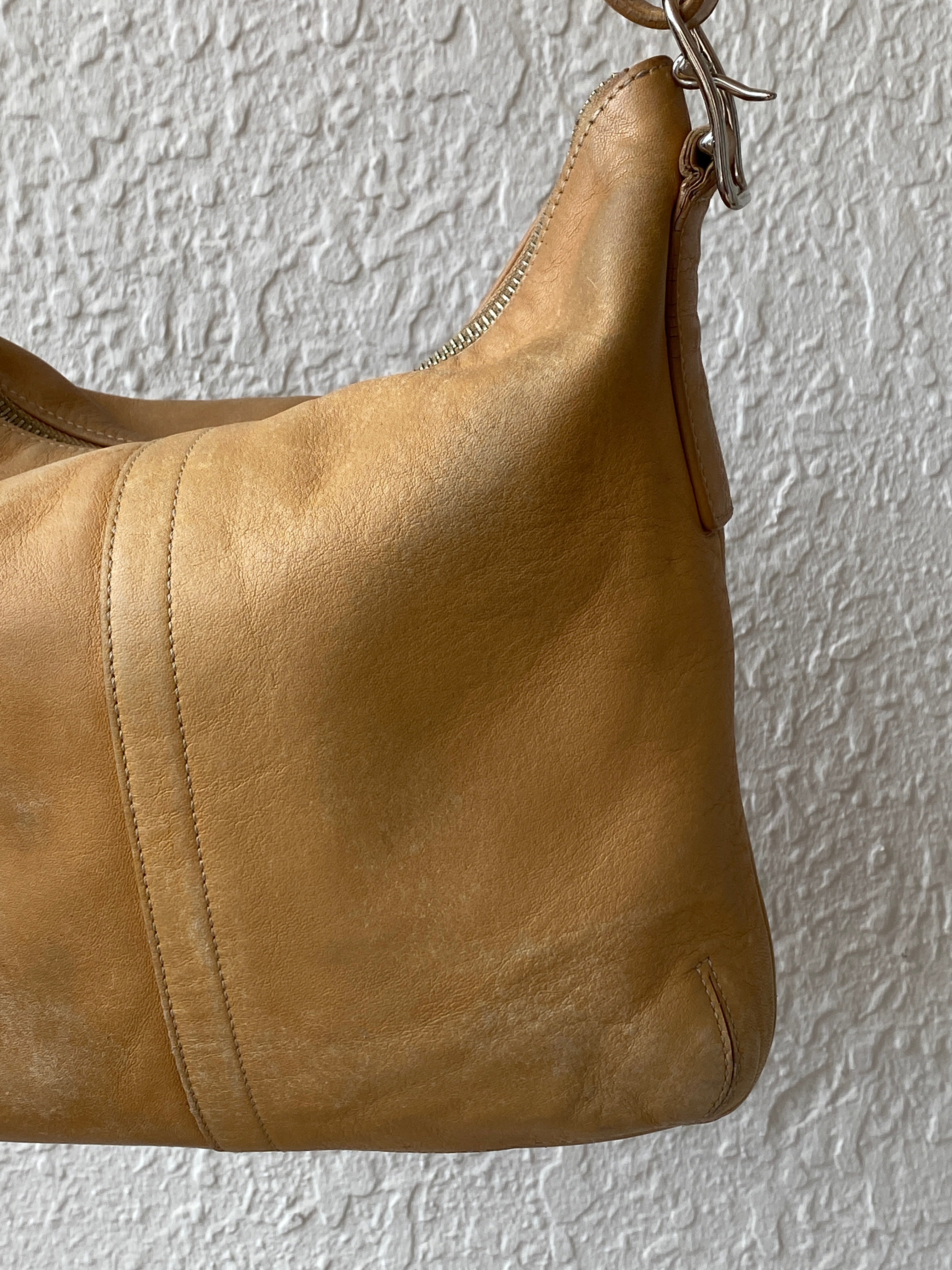 Vintage Coach Tan Leather Shoulder Bag Classic Hobo Style MS2-9326 Purse