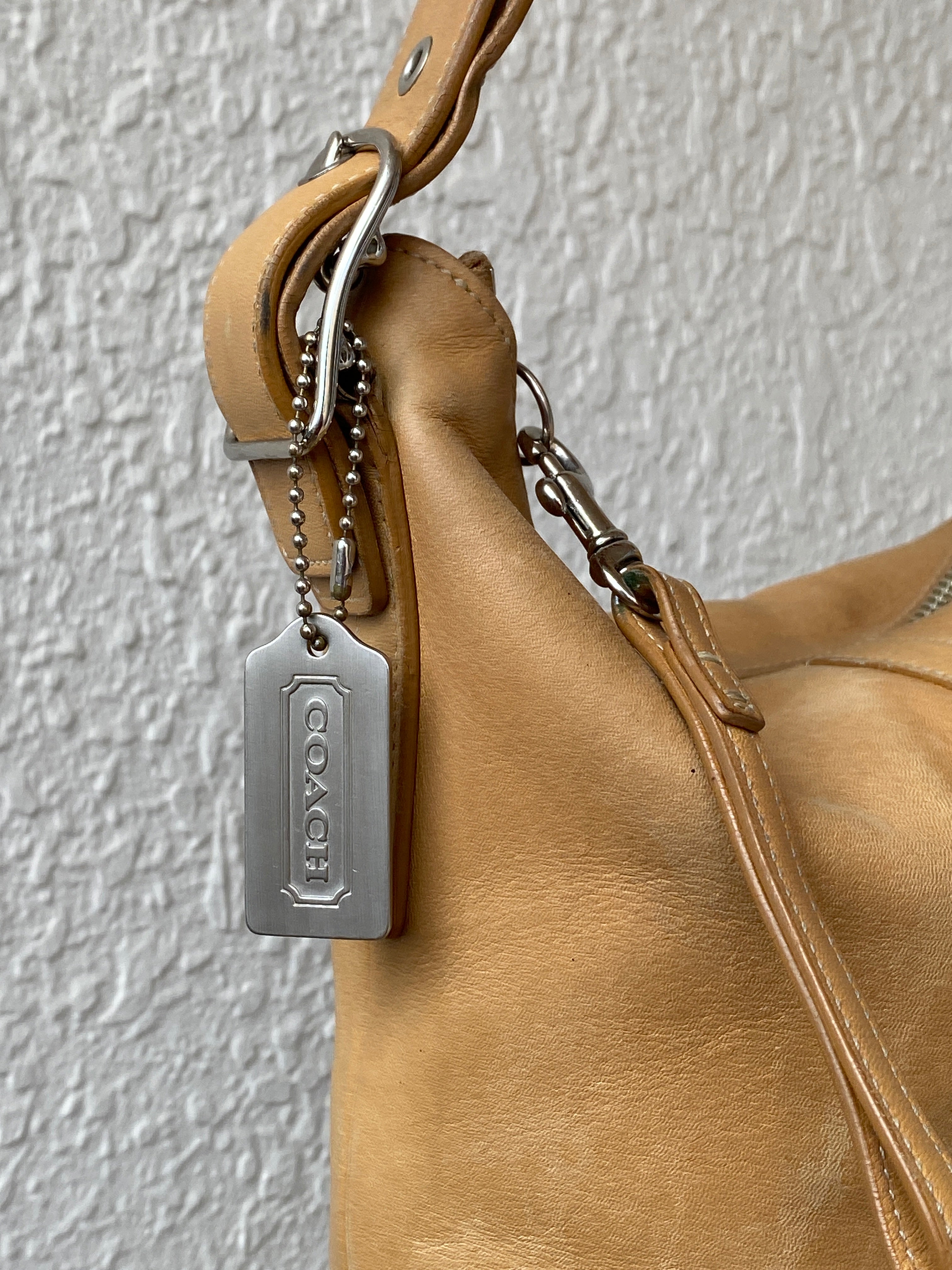 Vintage Coach Tan Leather Shoulder Bag Classic Hobo Style MS2-9326 Purse