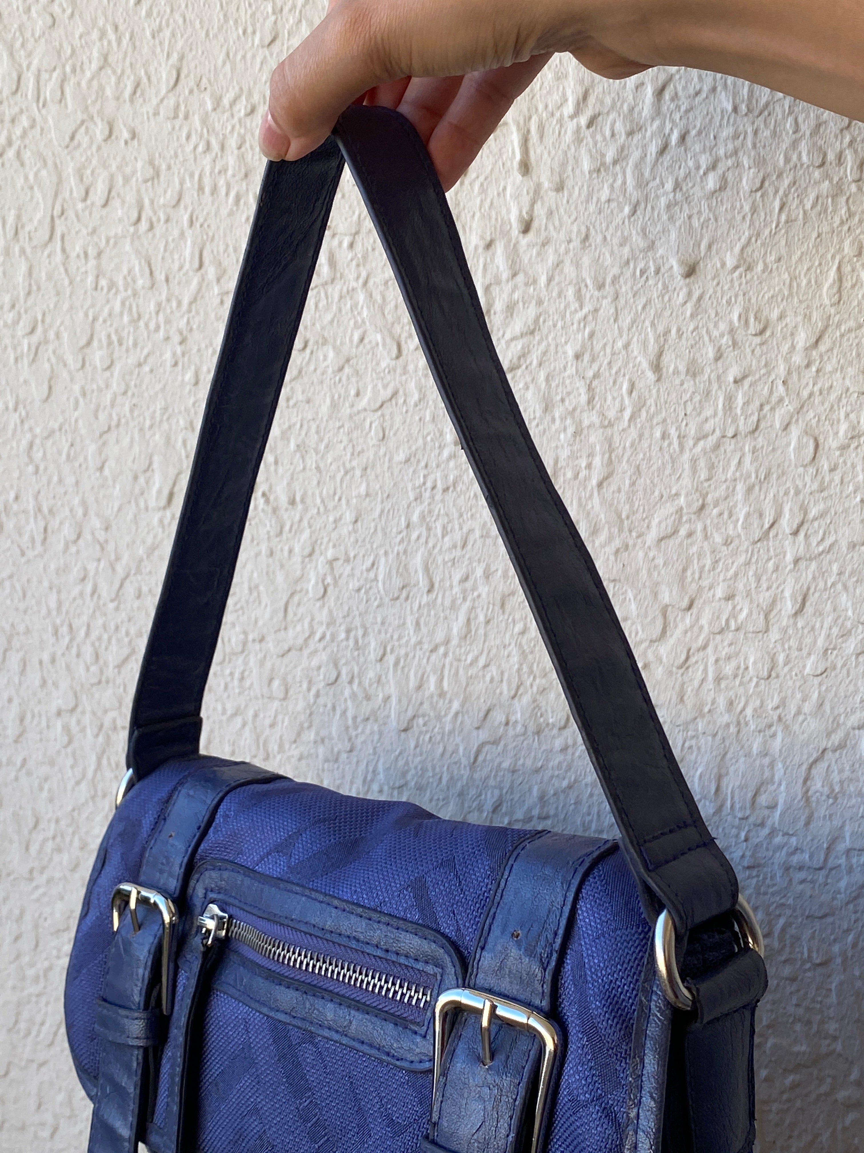 Everyday Elle Navy Blue Shoulder Bag With Buckle Detail & Adjustable Strap