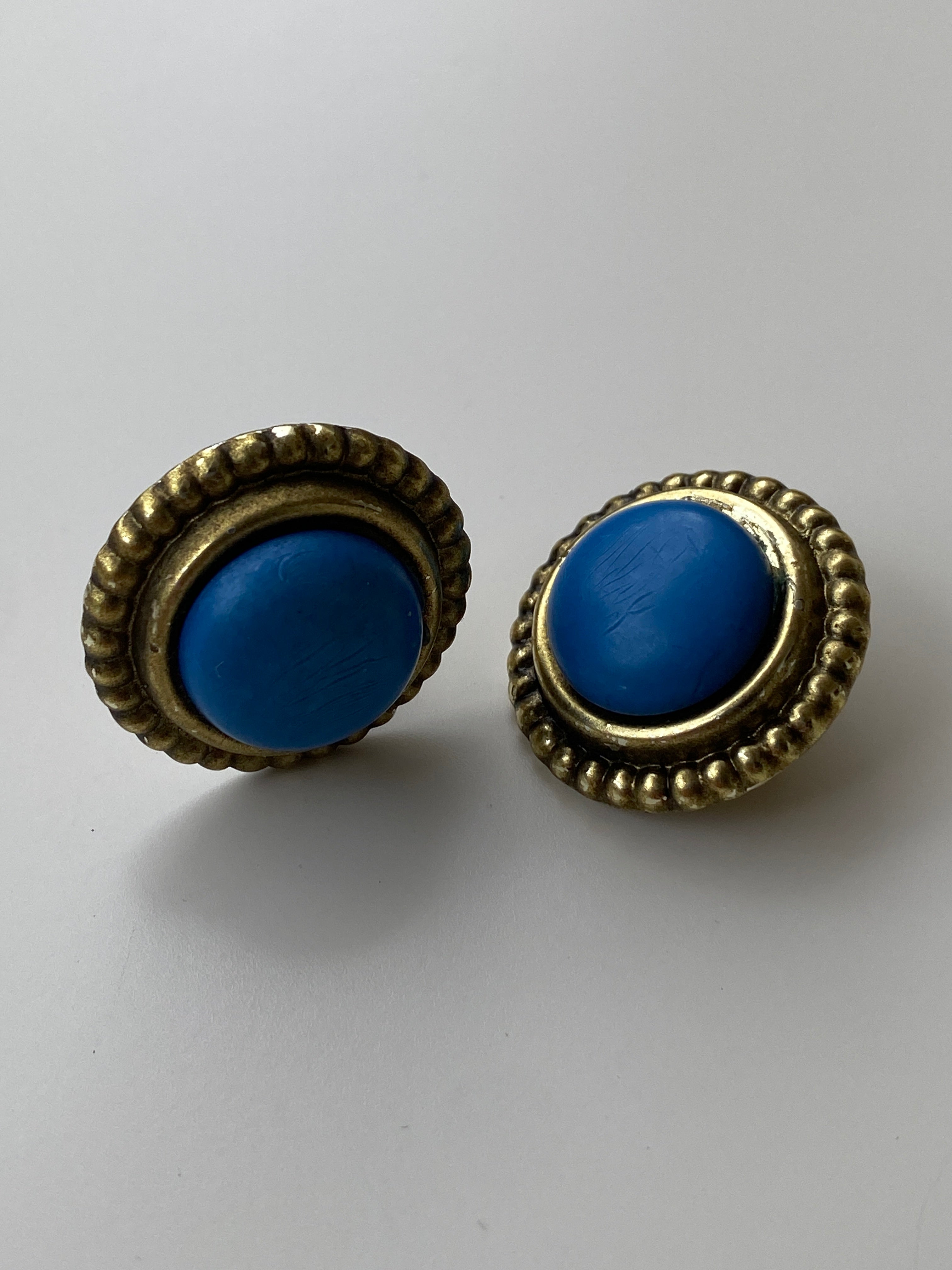 Vintage Blue Cabochon & Antiqued Brass Beaded Rim Clip-On Earrings