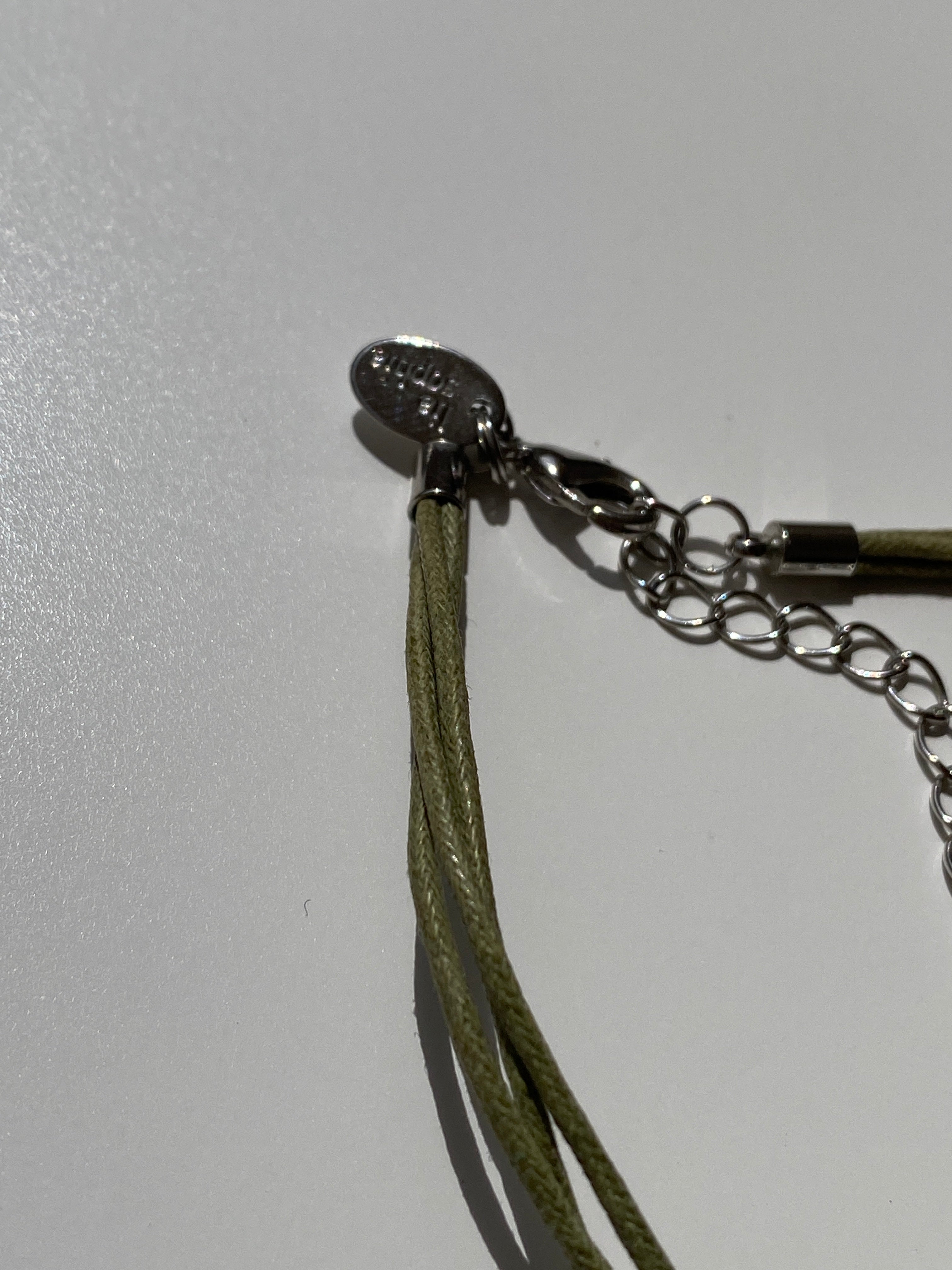 Vintage Y2K Lia Sophia Olive Cord & Gunmetal Multi-Stone Circle Pendant Necklace