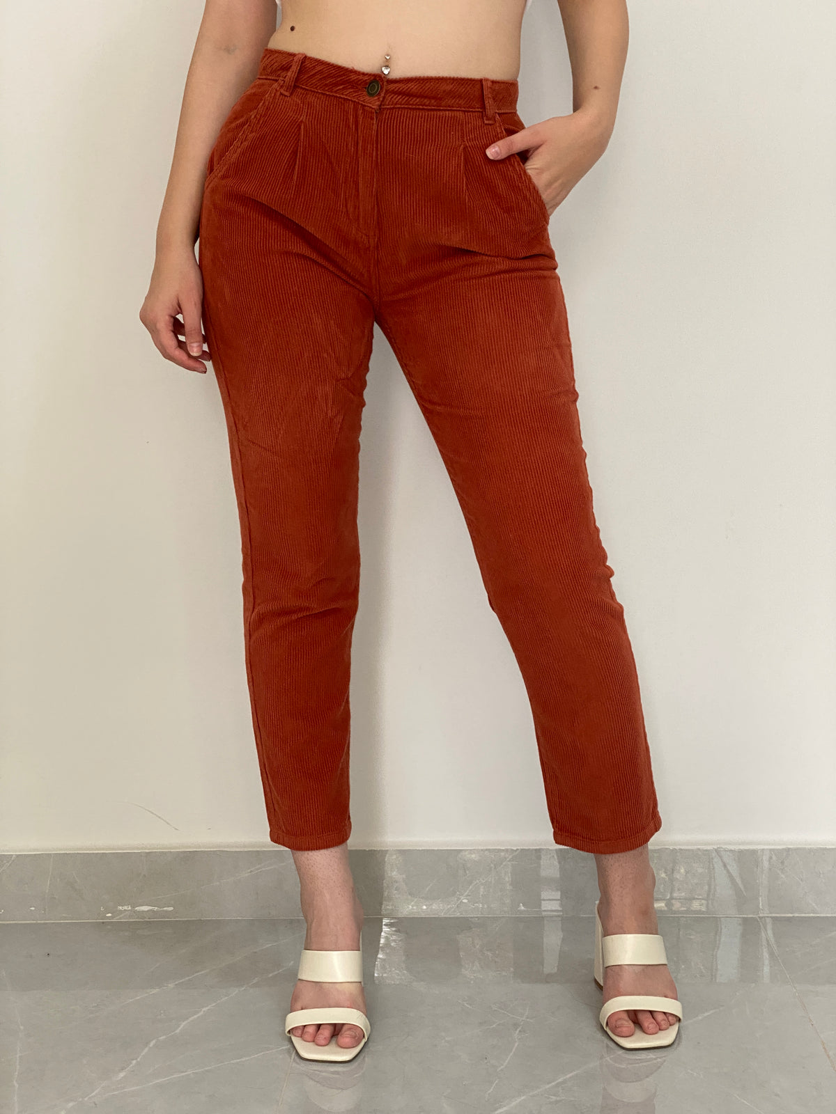Vintage 90s Too Bizzy Rust Orange Corduroy High-Waisted Tapered Pants – 38EUR