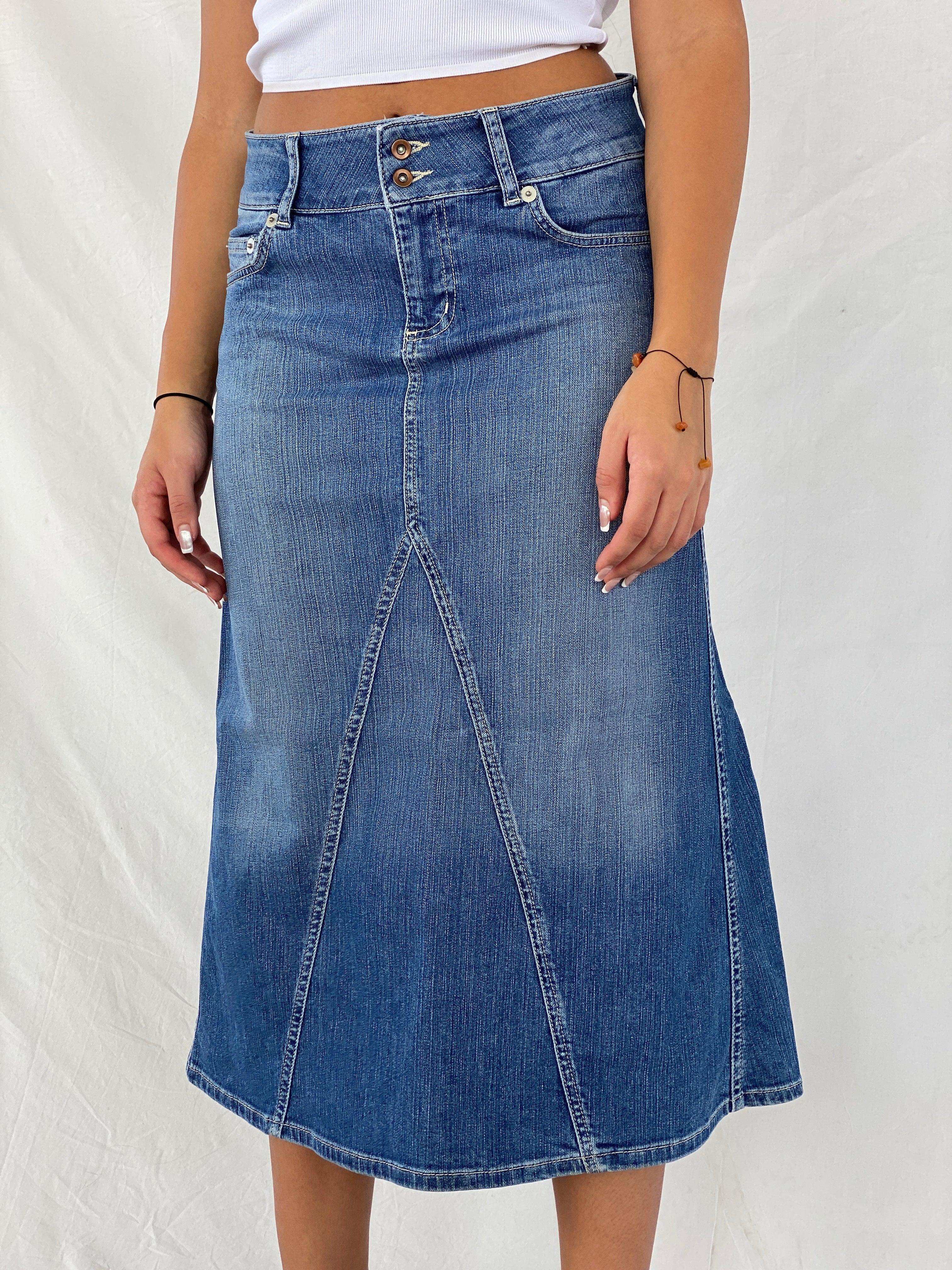 Midi jean skirt 90s clearance outfit