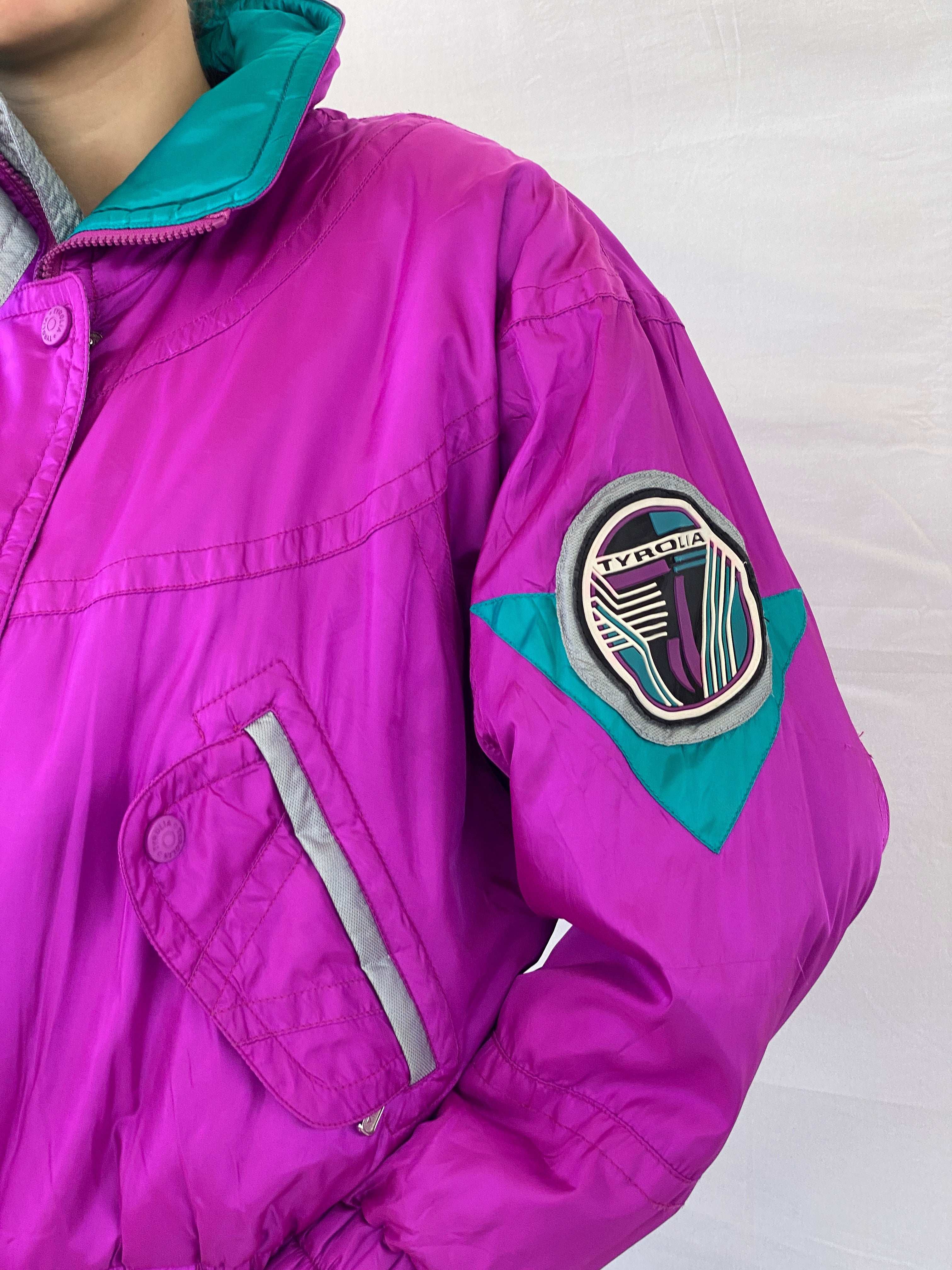 80s/90s TYROLIA Skiwear Pink and Green Ski Puffer Jacket - M - Balagan Vintage Windbreaker Jacket 00s, Mira, ski jacket, vintage, vintage windbreaker, windbreaker, windbreaker jacket, women