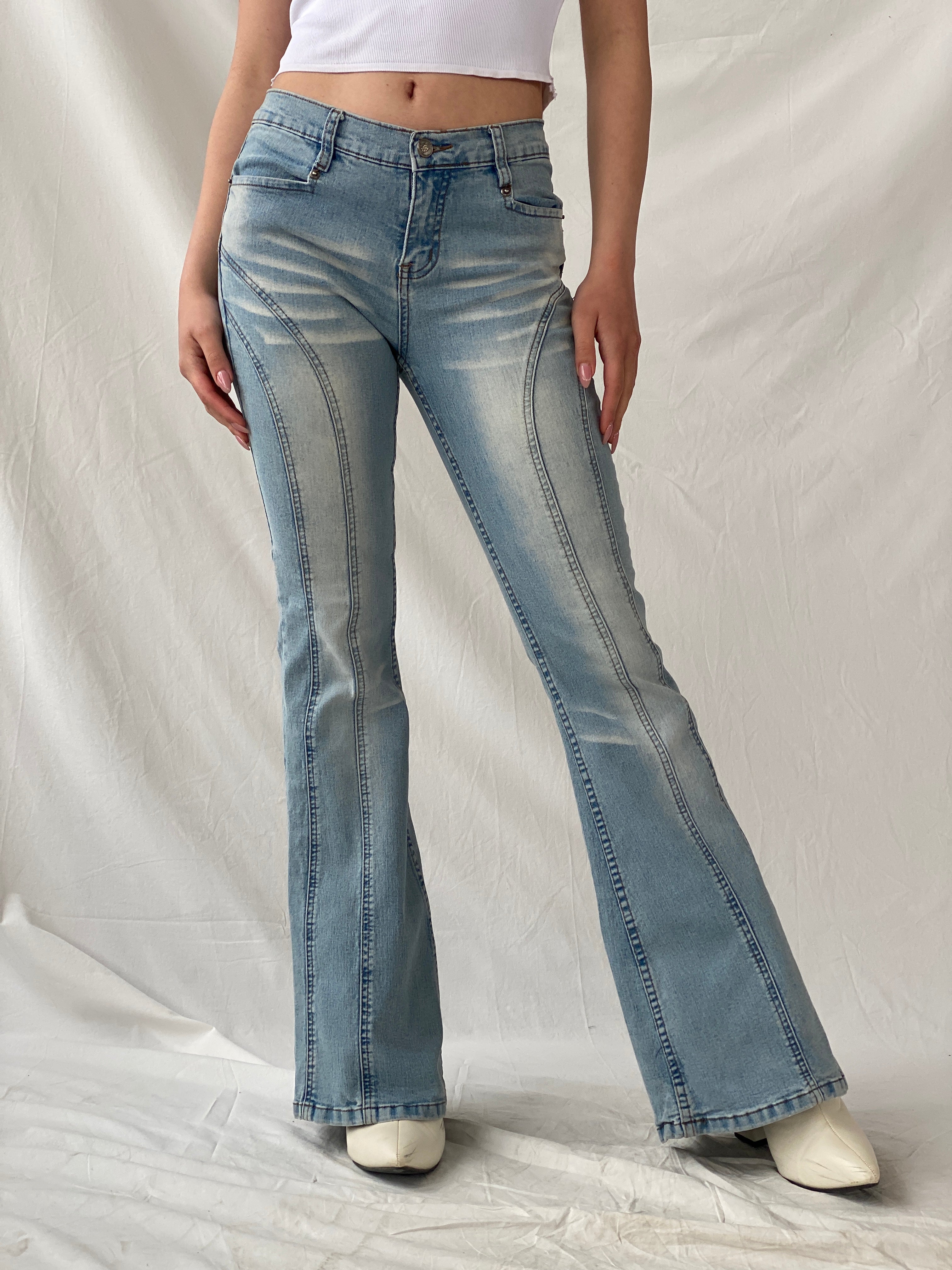 Vintage Y2K IDPT 9886 Mid Rise Light Wash Flared Denim - 34EUR