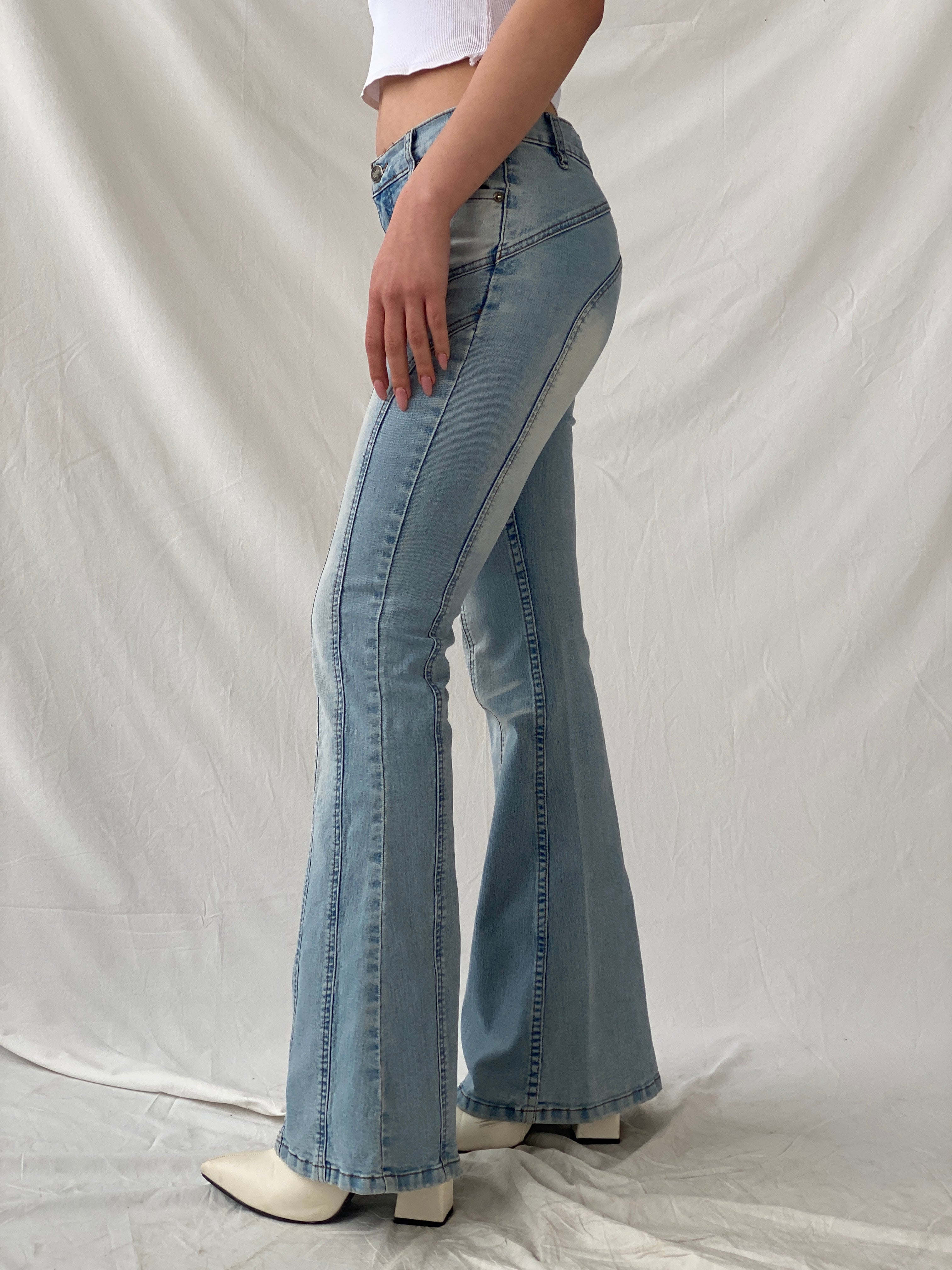 Vintage Y2K IDPT 9886 Mid Rise Light Wash Flared Denim - 34EUR