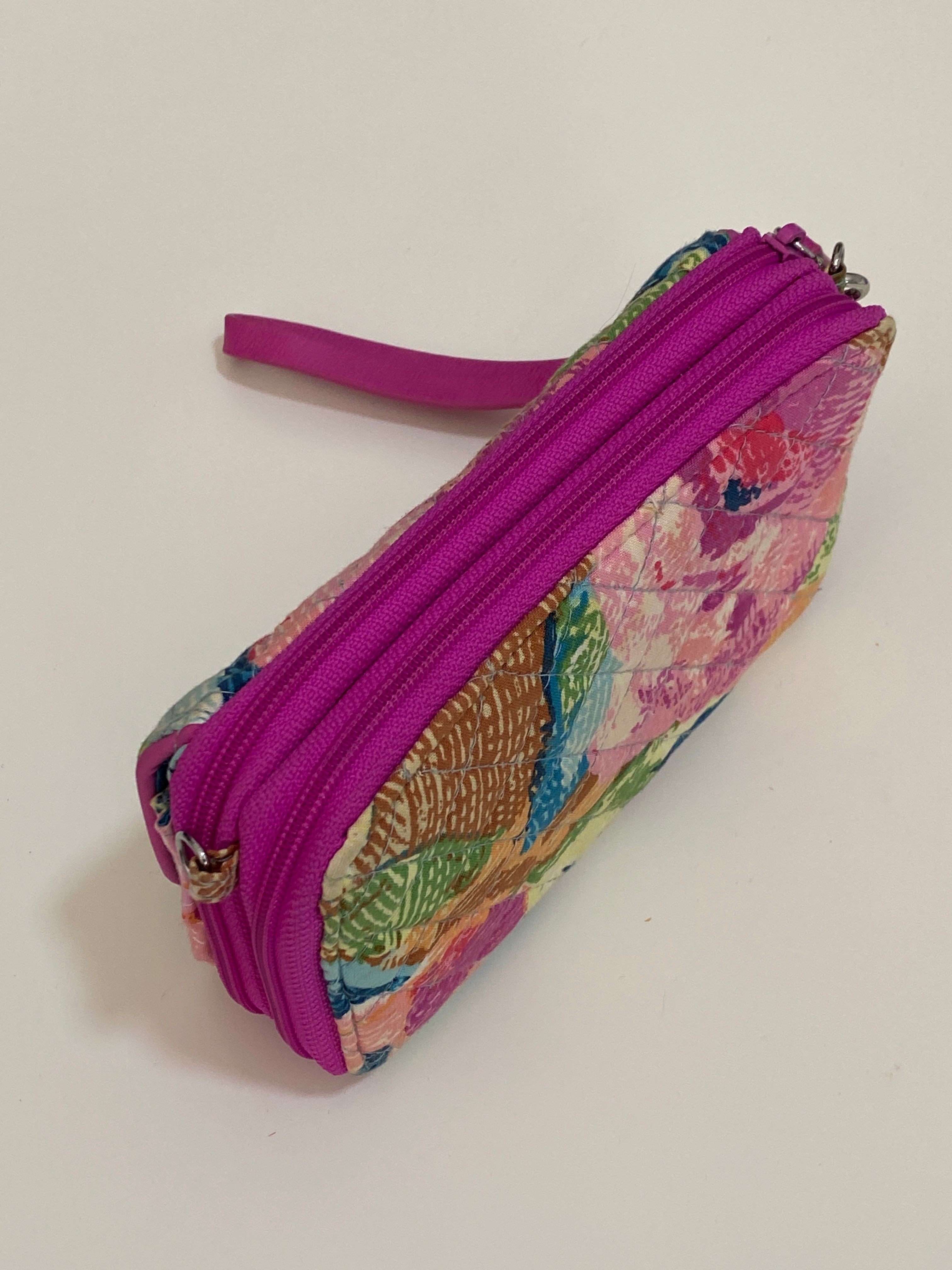 Vera Bradley Quilted Floral Crossbody Wallet Bag with Wristlet & Adjustable Strap