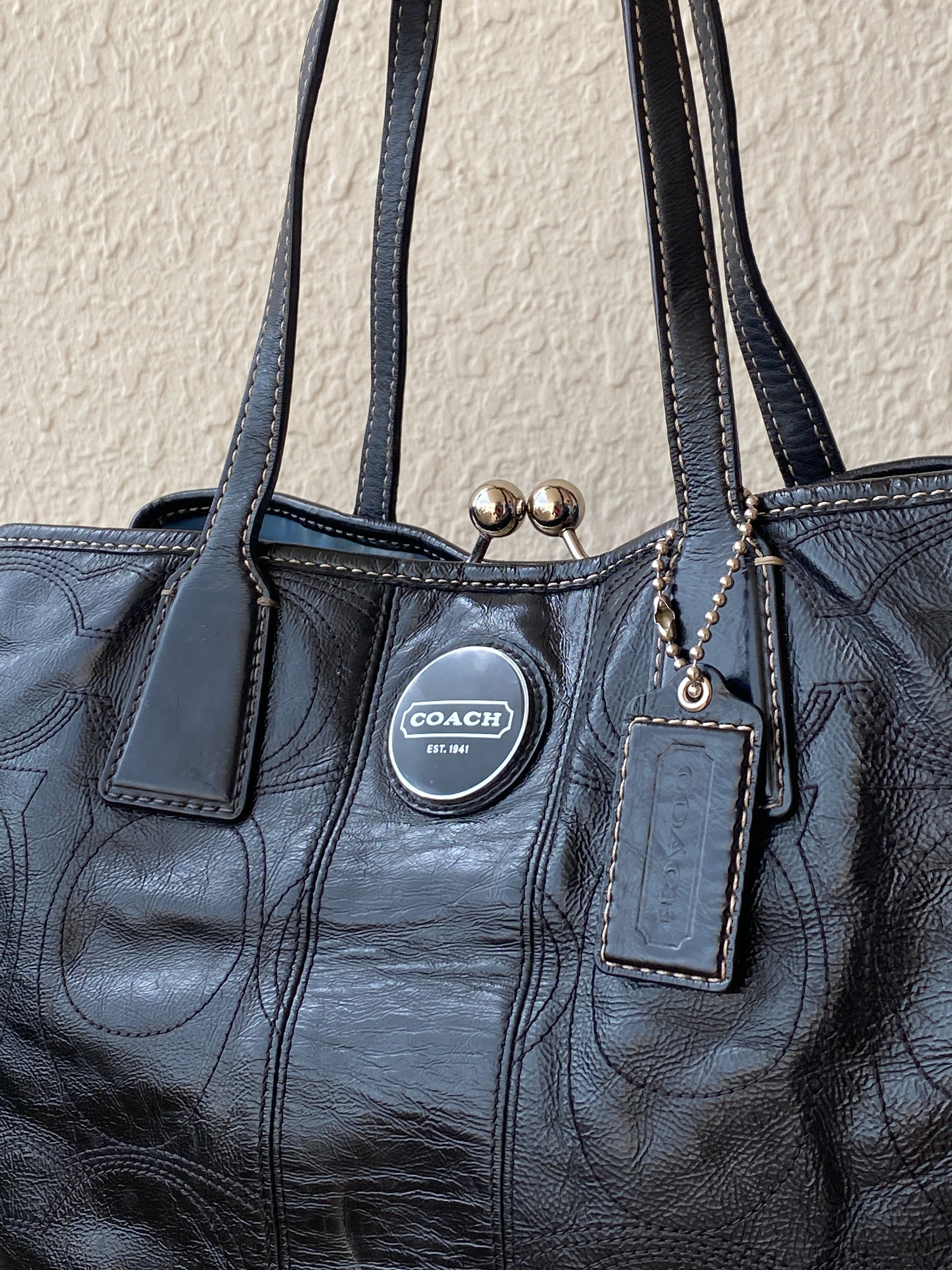 Vintage Y2K Coach Black Embossed Leather Shoulder Tote Bag Style F15658