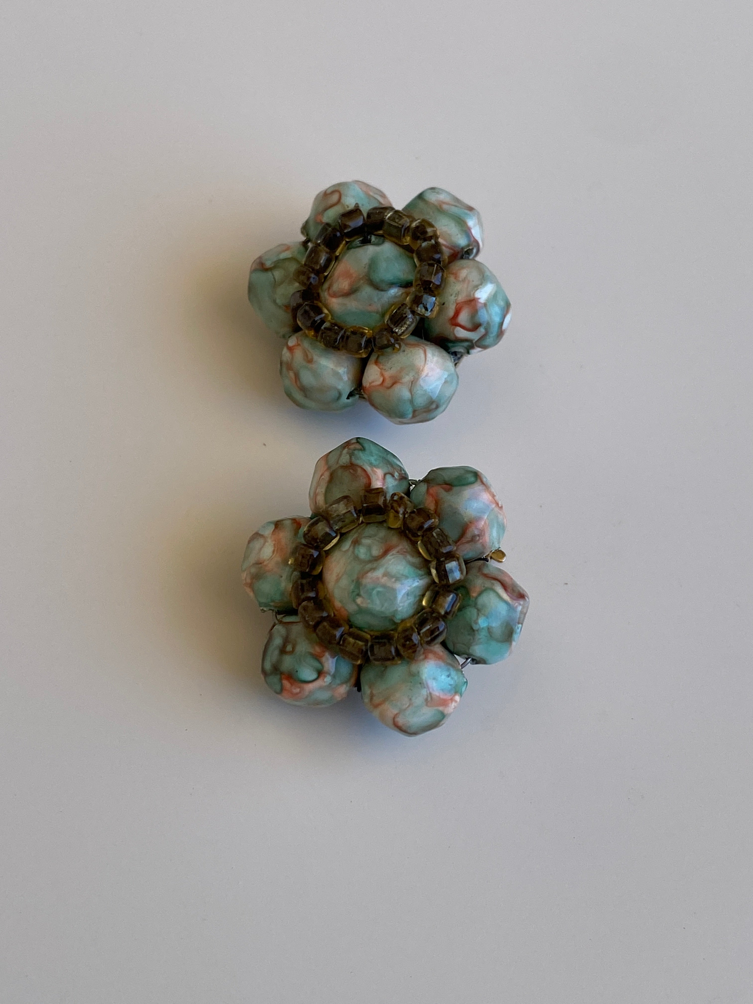 Vintage 1950s Pastel Beaded Floral Clip-On Earrings Turquoise Marble Lucite Cluster Statement Earrings