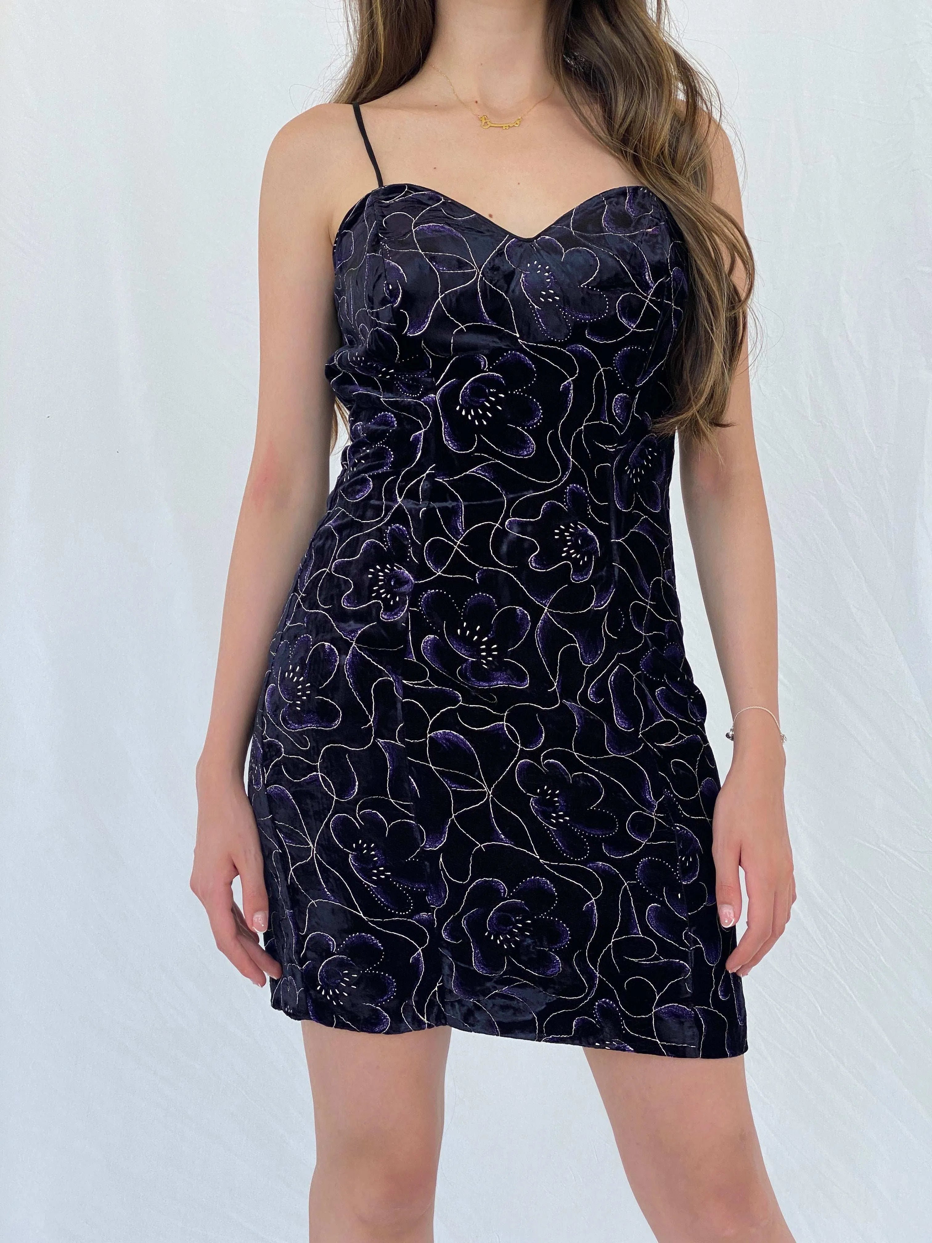 90s Be Smart Black and Purple Floral Velvet Strappy Dress - M - Balagan Vintage Midi Dress 90s, midi dress, Mira, velvet dress, Wedding Guest