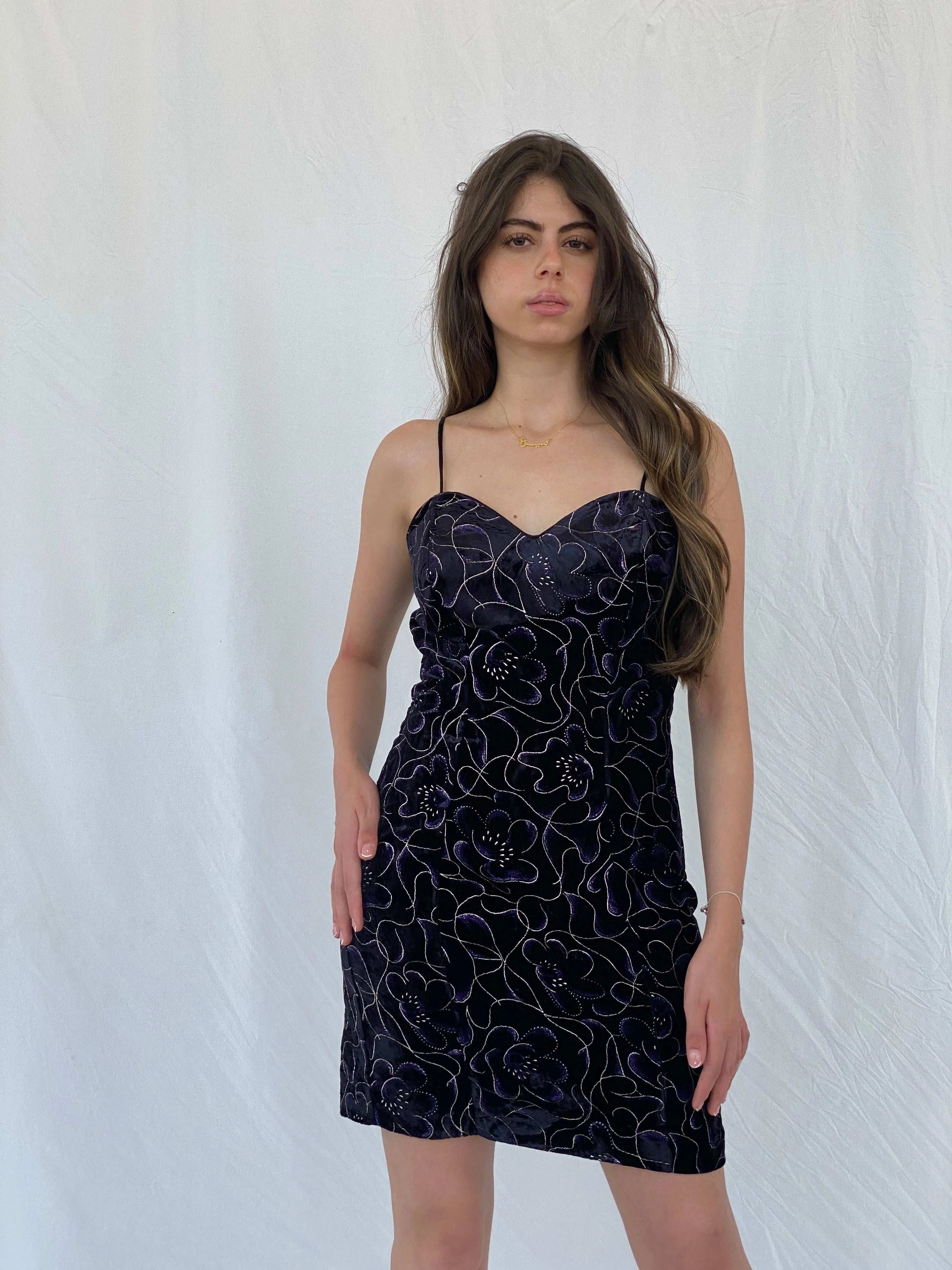 90s Be Smart Black and Purple Floral Velvet Strappy Dress - M - Balagan Vintage Midi Dress 90s, midi dress, Mira, velvet dress, Wedding Guest