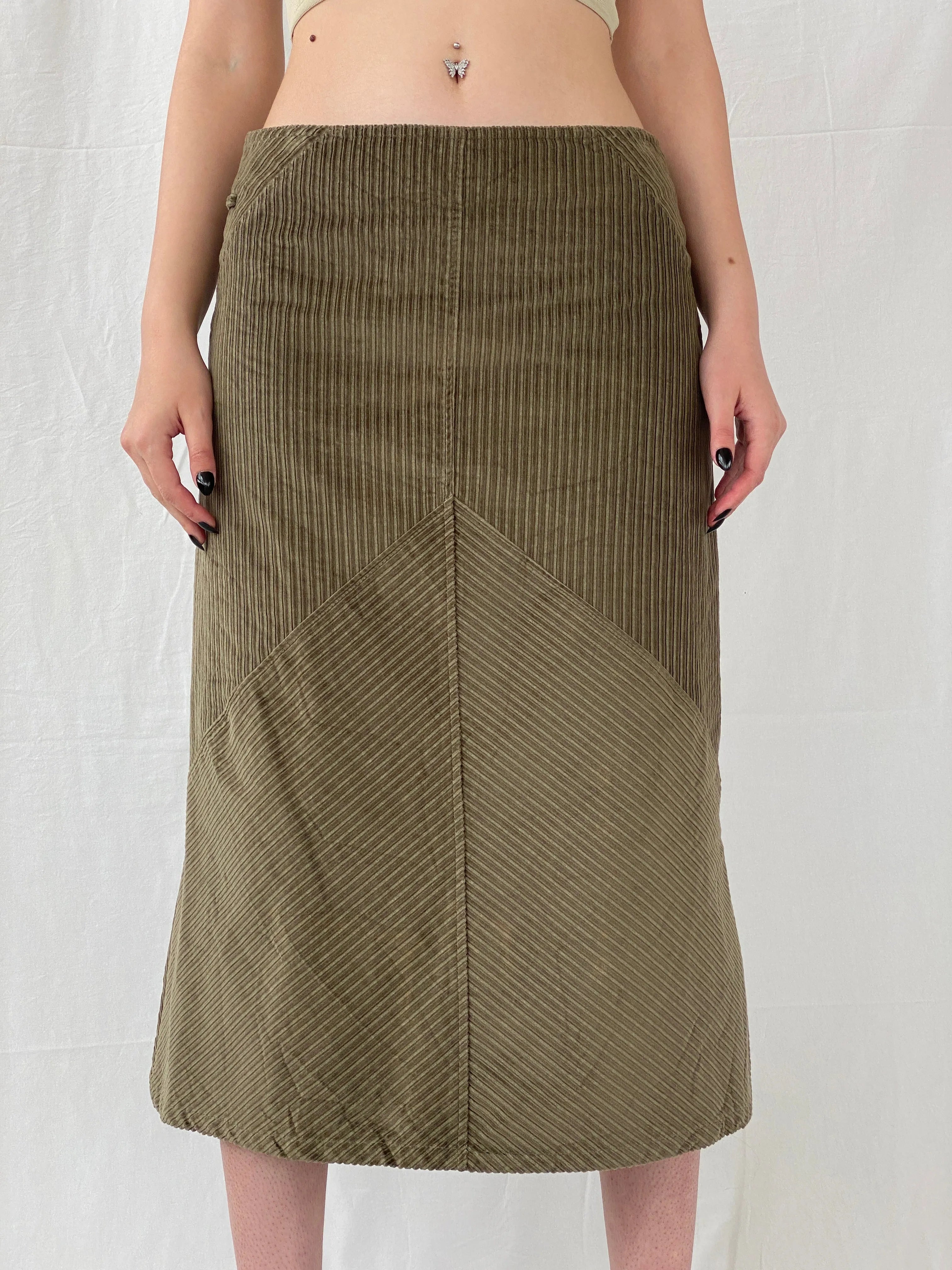 90s Phildar Olive Green Utility Corduroy Midi Skirt - L - Balagan Vintage Midi Skirt Ayah, corduroy, midi skirt, skirt, women skirt