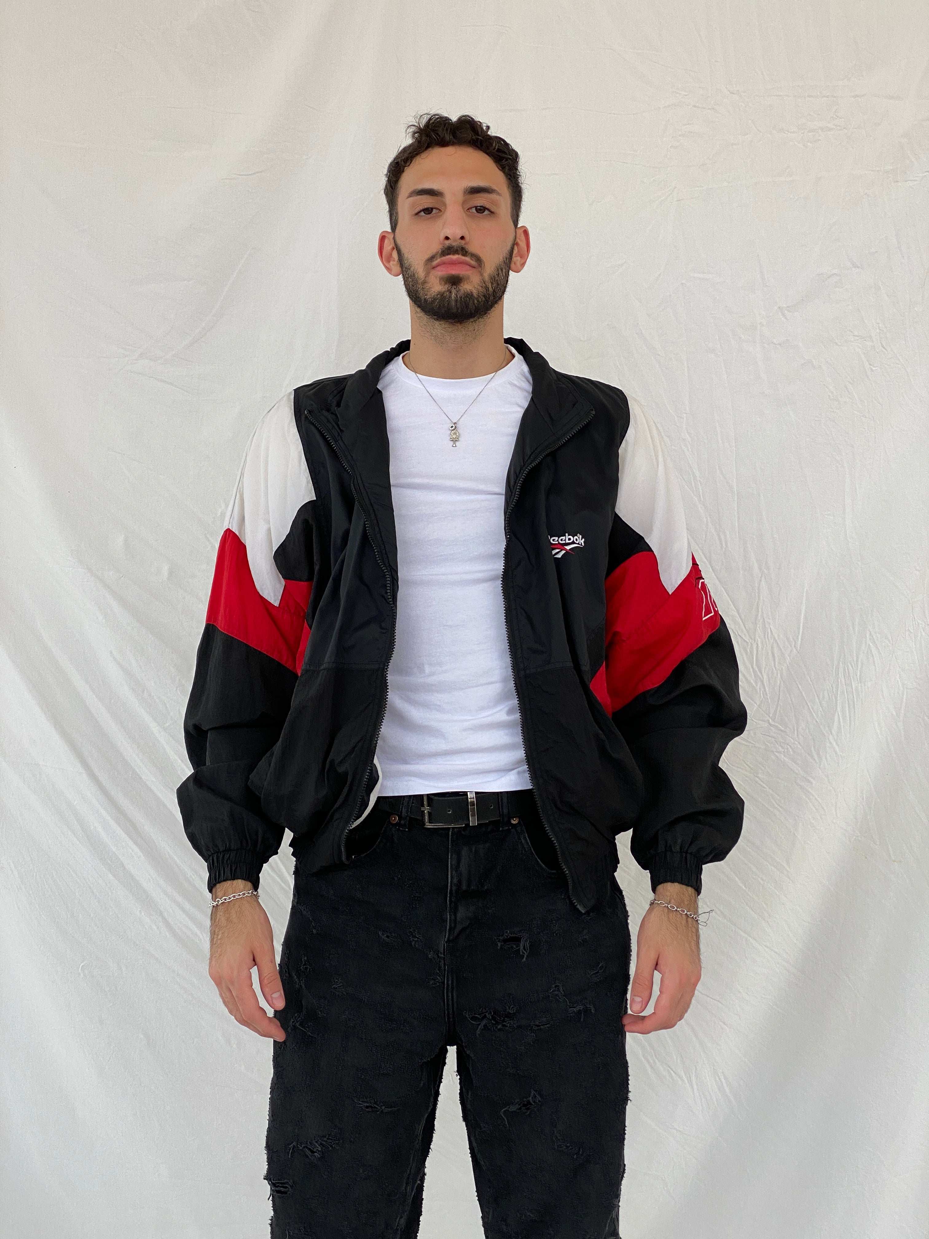 Vintage 90s Reebok Black and Red Windbreaker Jacket - Balagan Vintage Windbreaker Jacket 90s, Awsam, NEW IN, vintage windbreaker, windbreaker, windbreaker jacket