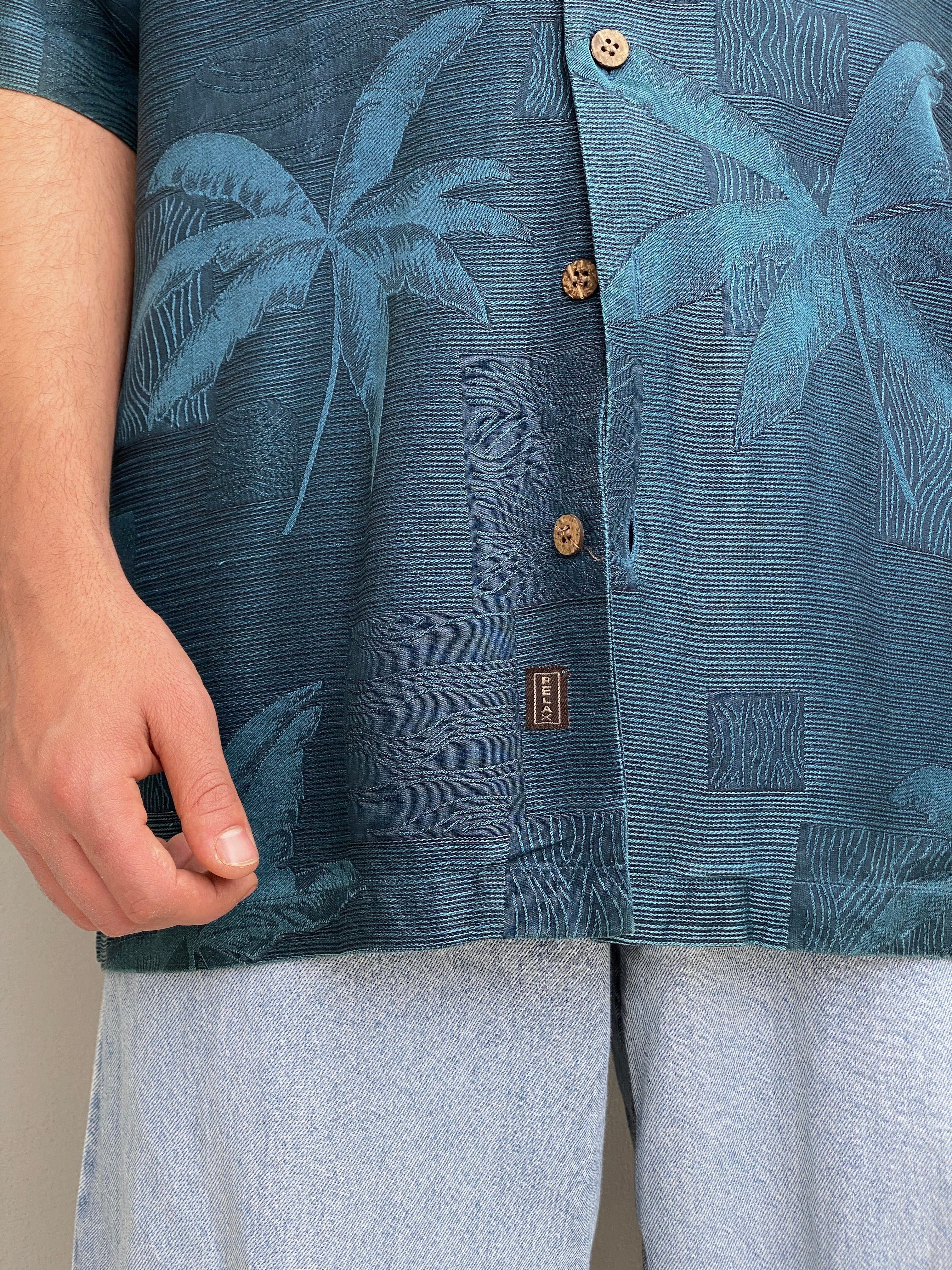 Vintage Tommy Bahama Relax Deep Navy Palm Jacquard Silk Camp Shirt – M