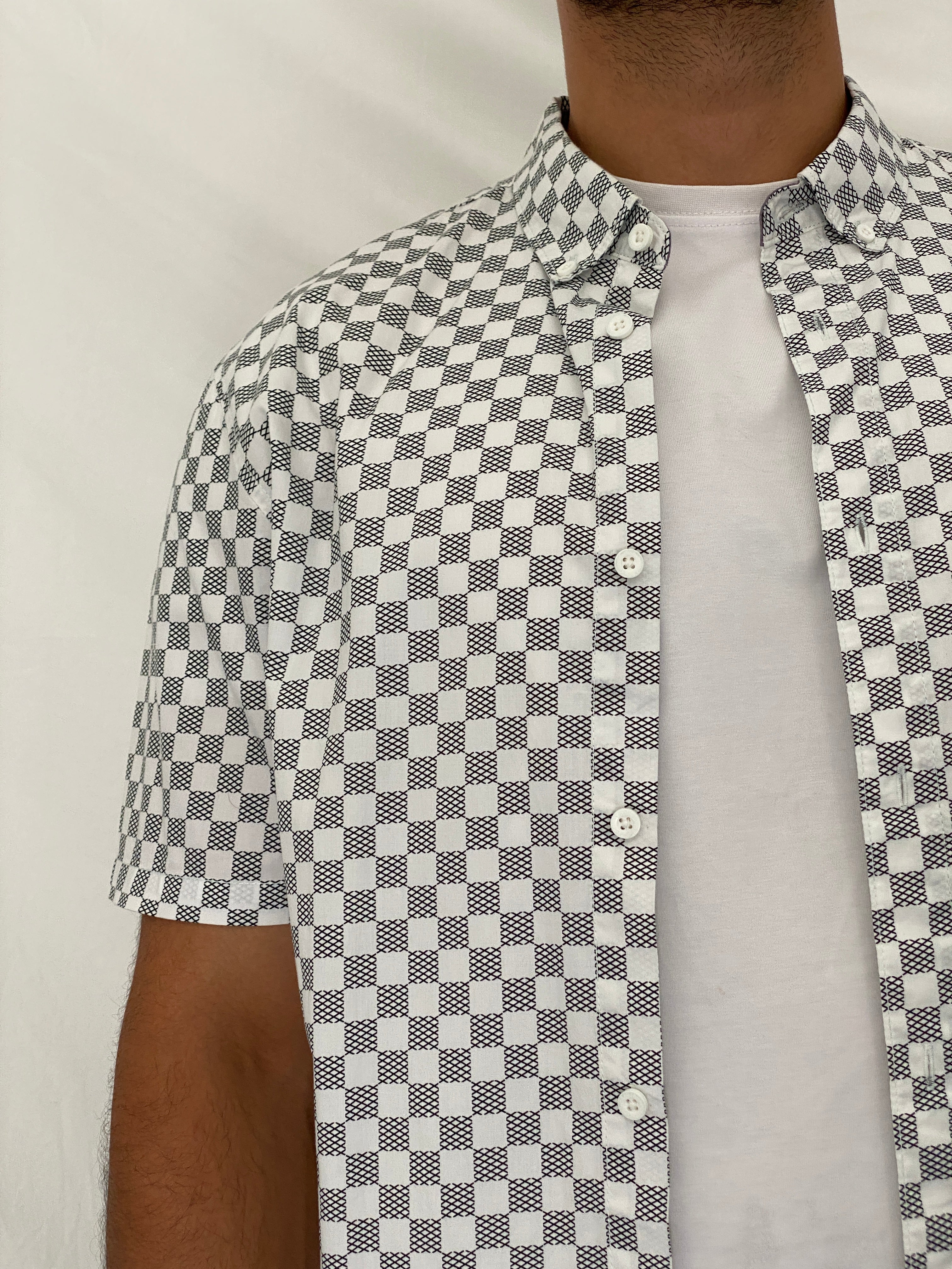 Vans Black White Checkerboard Men’s Cotton Short Sleeve Shirt – L