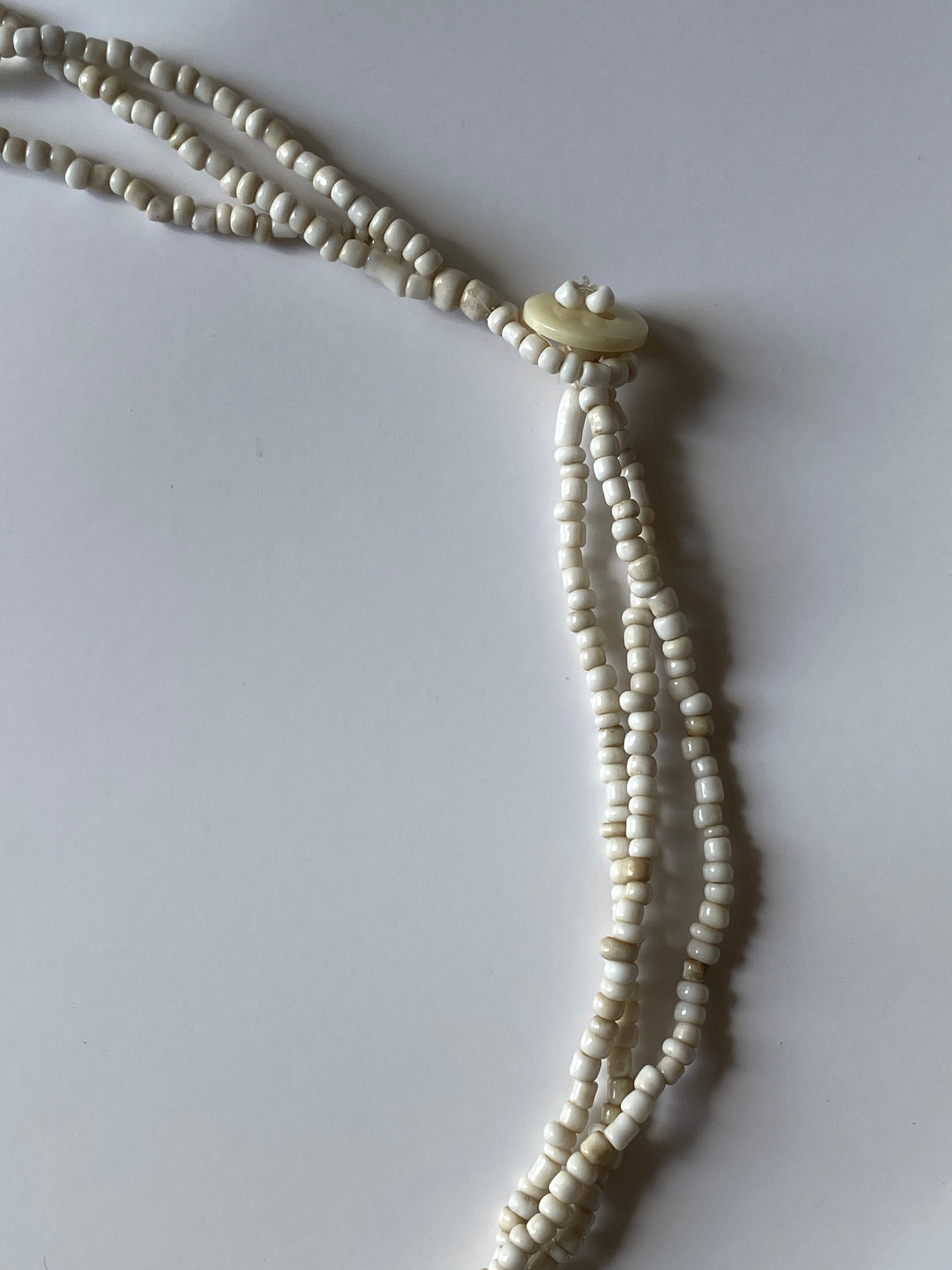 Vintage 90s Mother of Pearl Butterfly Shell Beaded Necklace