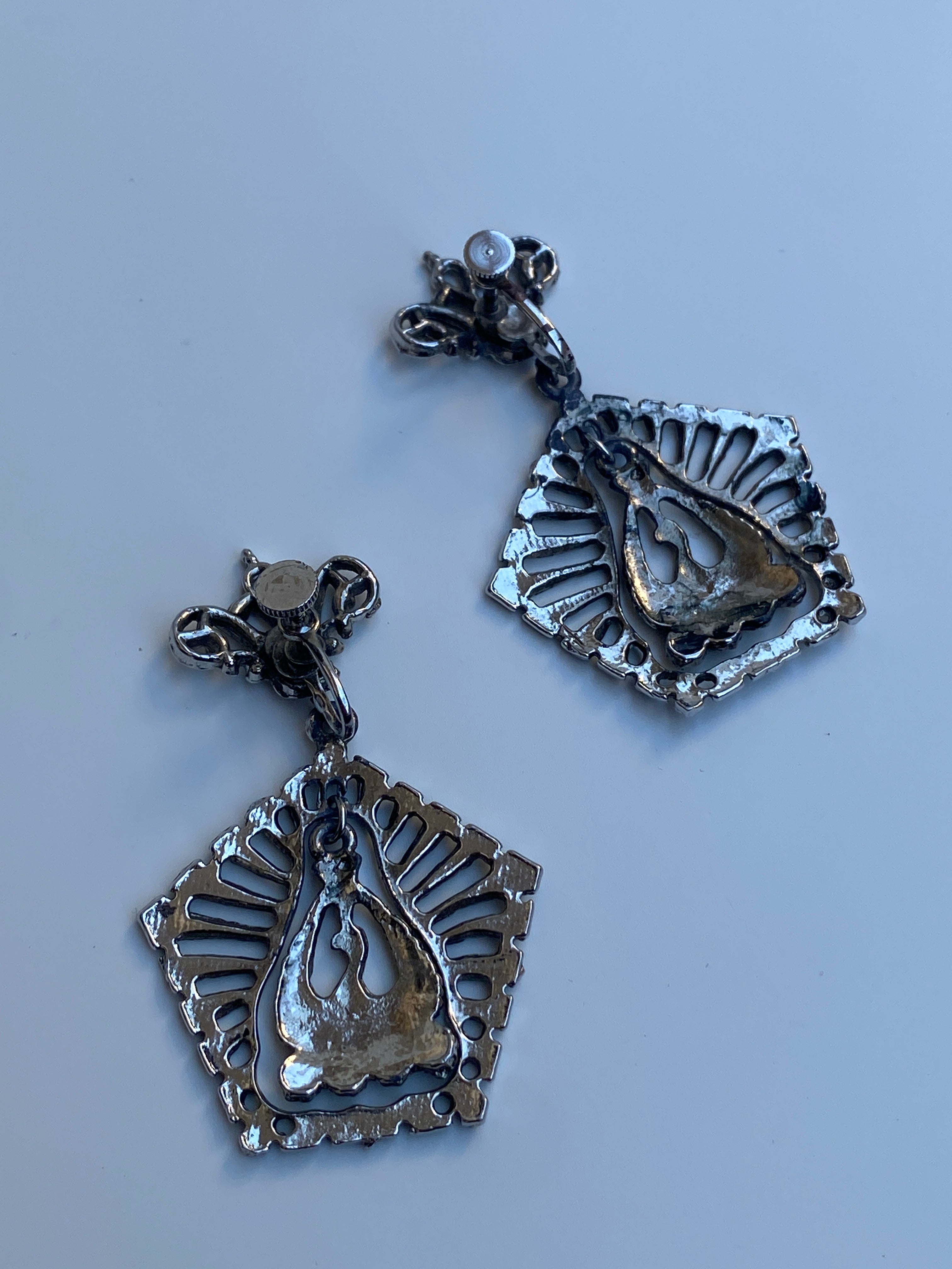 Vintage Silver-Tone Swan Screw-Back Dangle Earrings with Faux Pearls Mid-Century Statement Clip Earrings
