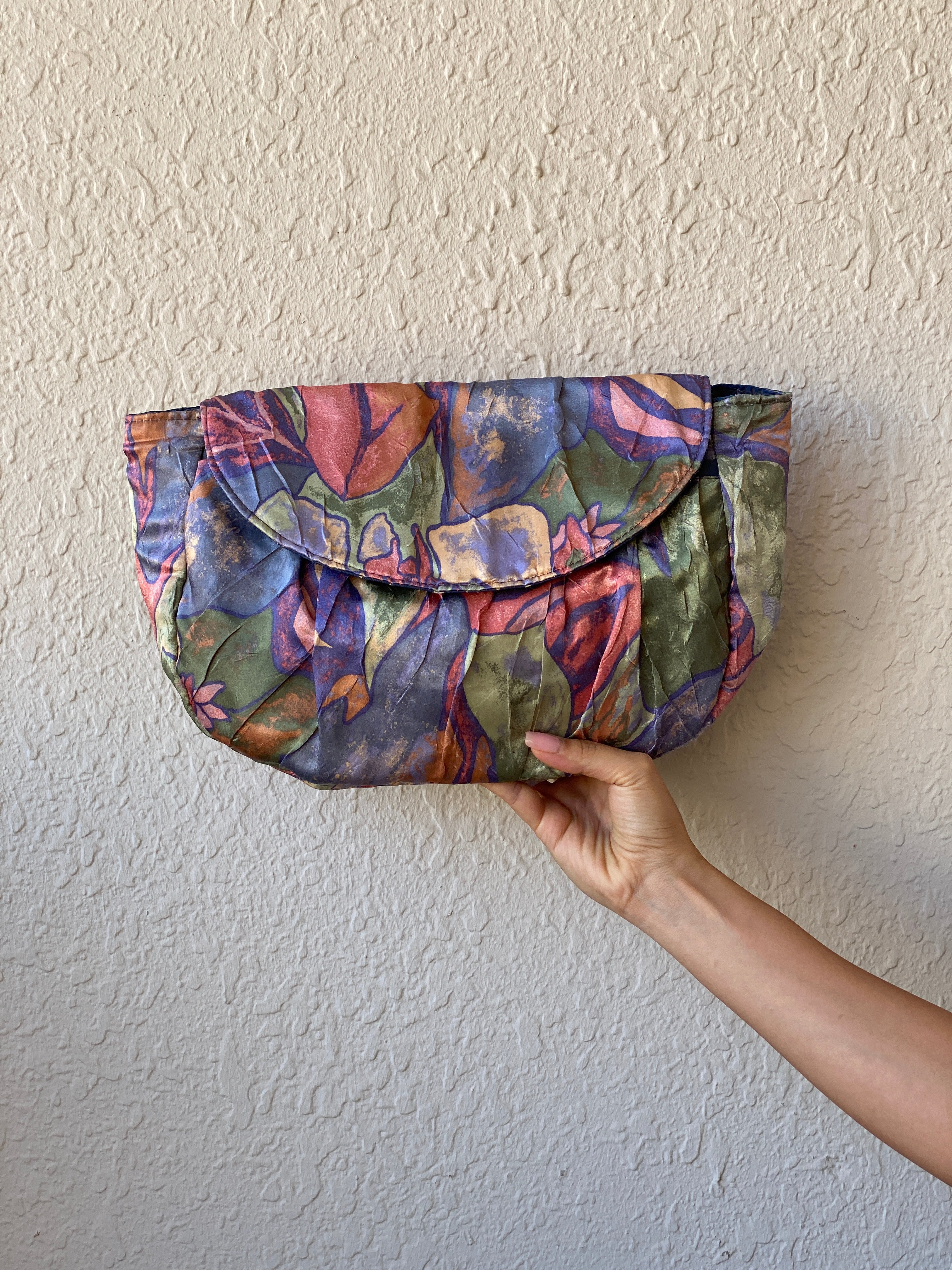 Vintage Abstract Floral Multicolor Clutch Bag