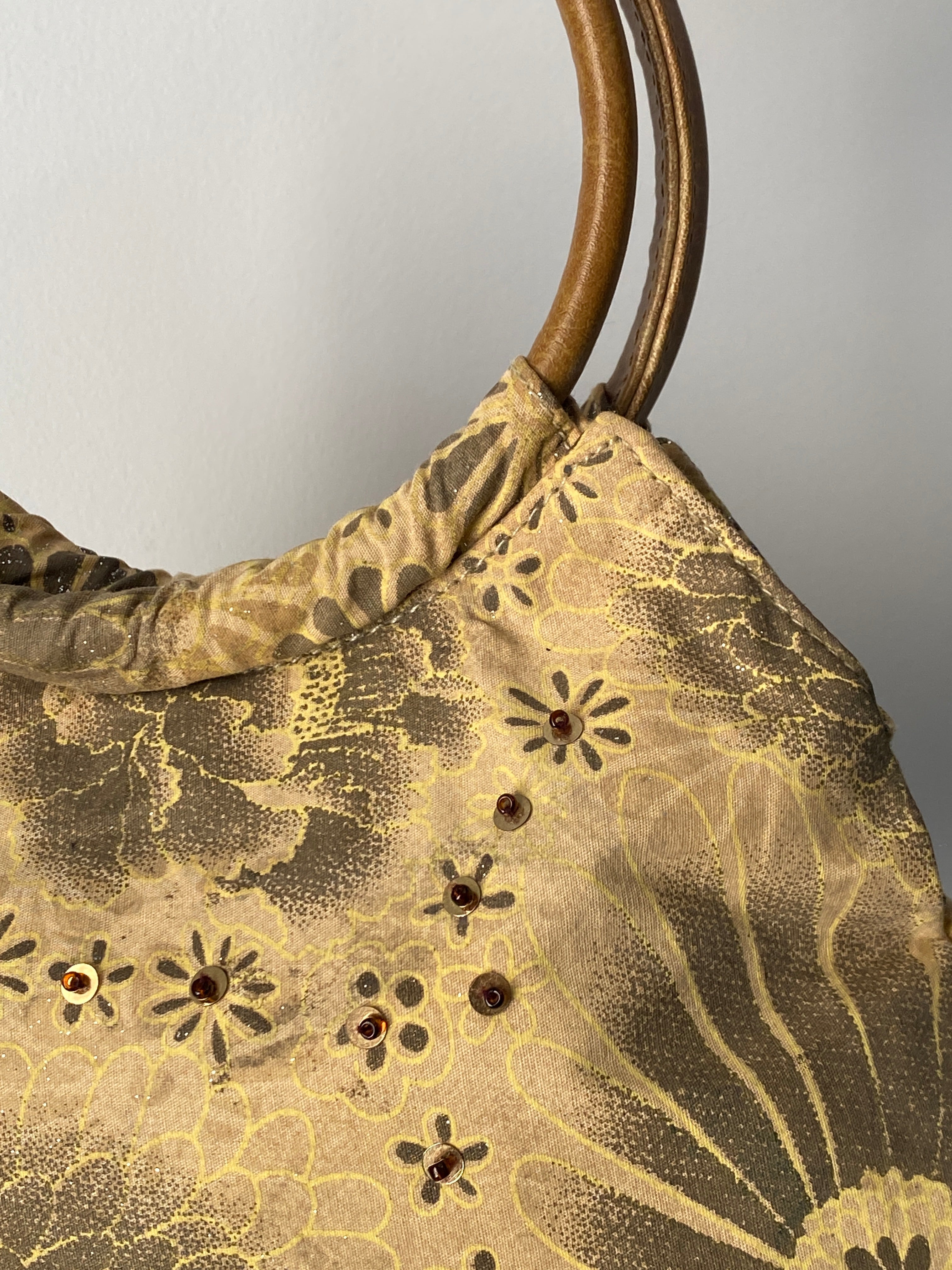 Vintage Y2K Mini Floral Embellished Handbag with Wooden Handles