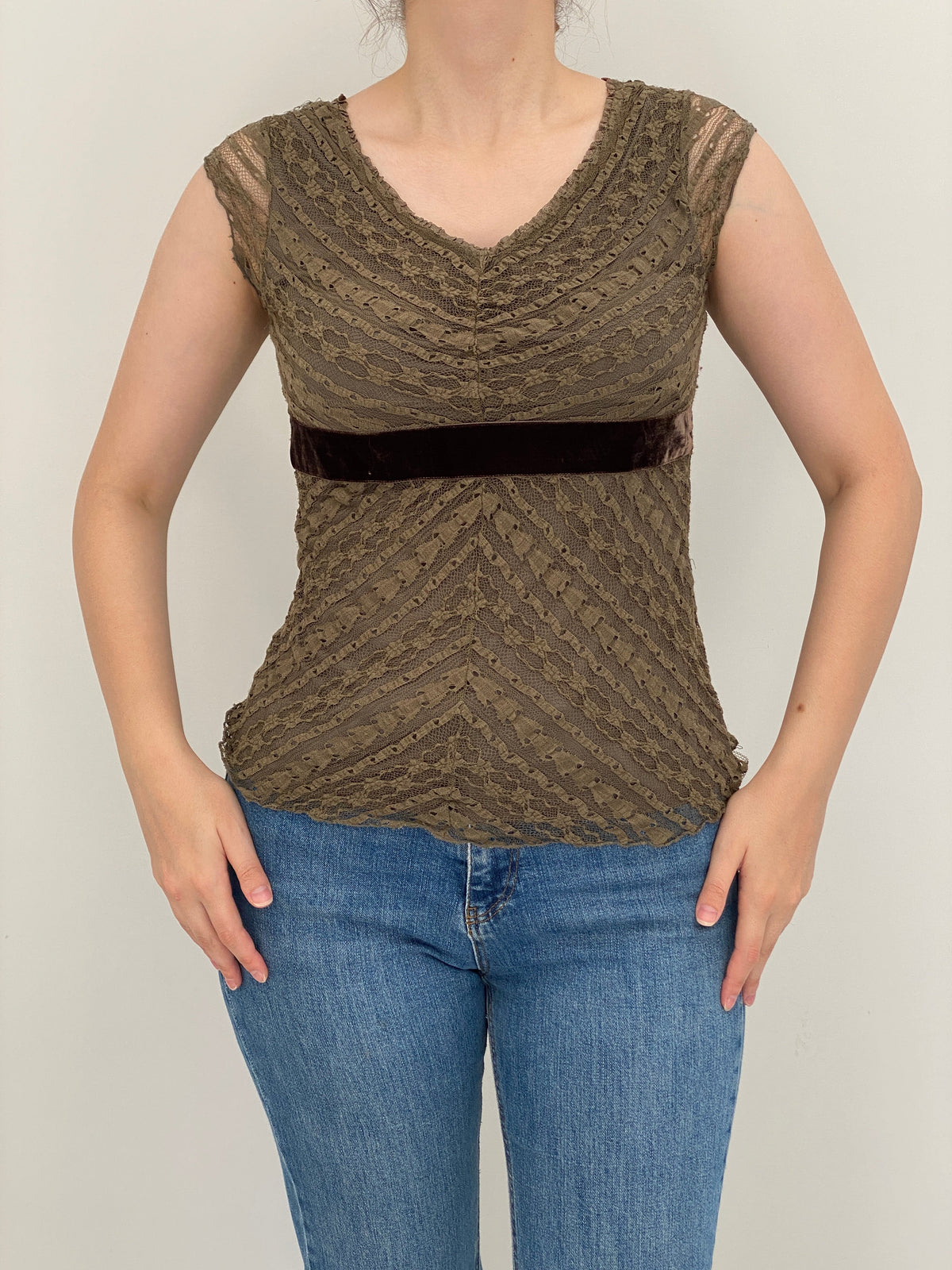 Vintage Y2K Merona Olive Green Lace Velvet Empire Waist Top – S