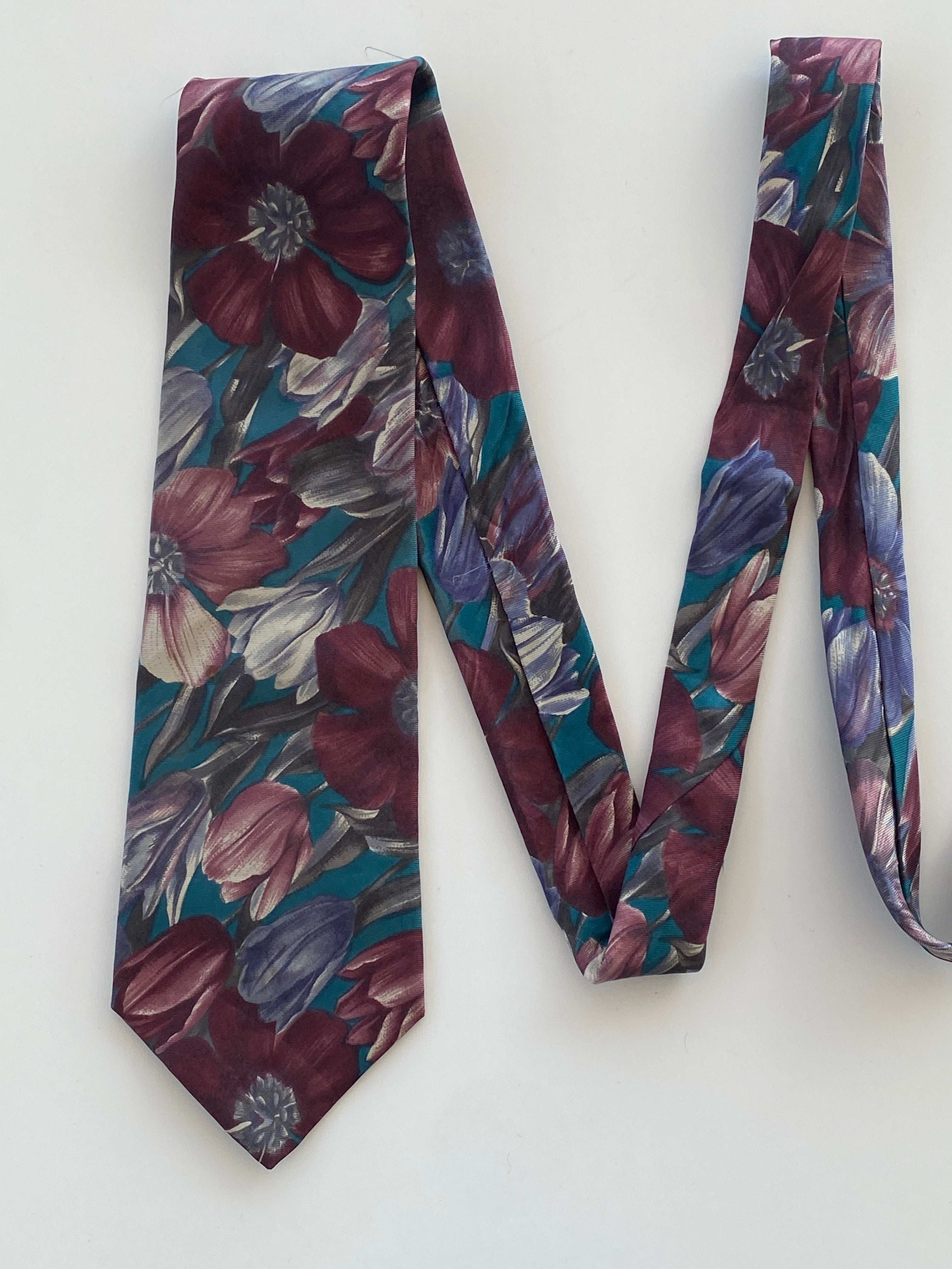 Beautiful Vintage Manhattan Silk Floral Tie - Balagan Vintage Ties 90s, NEW IN, print, printed tie, tie, ties, vintage, vintage tie
