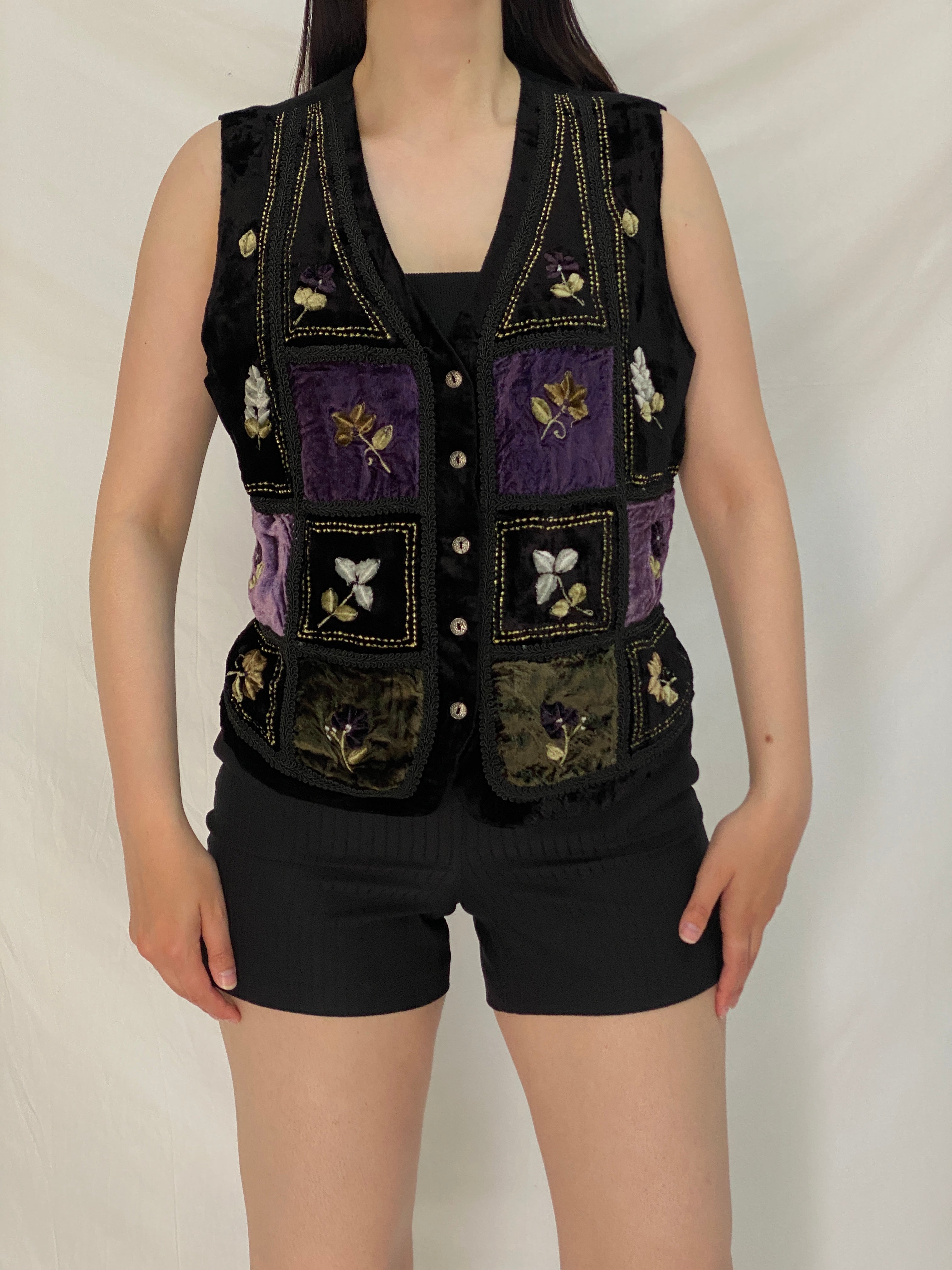 Vintage White Stag Black Velvet Patchwork Embroidered Whimsy Grunge Vest – L
