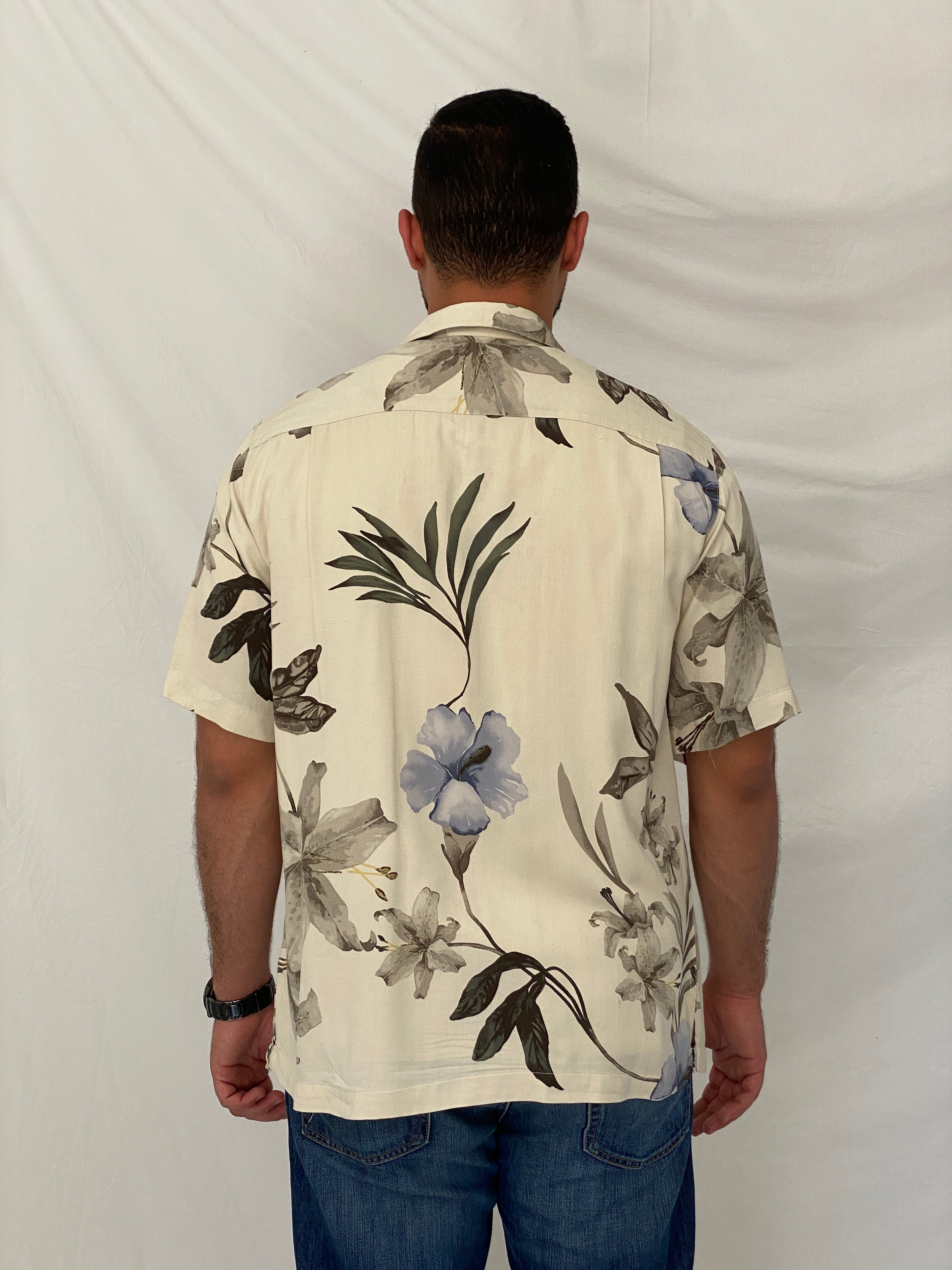 Vintage Caribbean Joe Cream Floral 100% Silk Camp Tropical Shirt - M