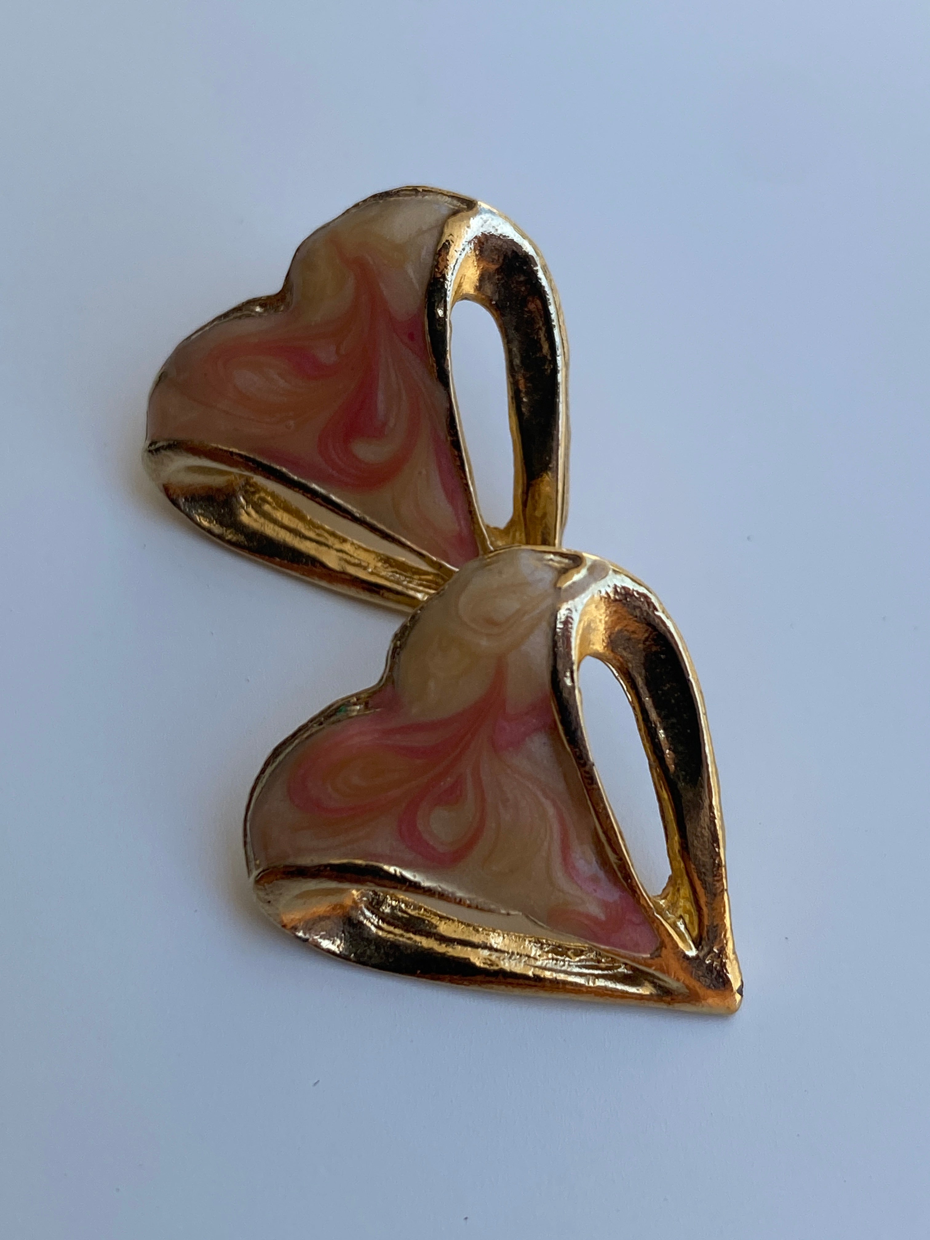 Vintage 1980s Marbled Enamel Heart Stud Earrings