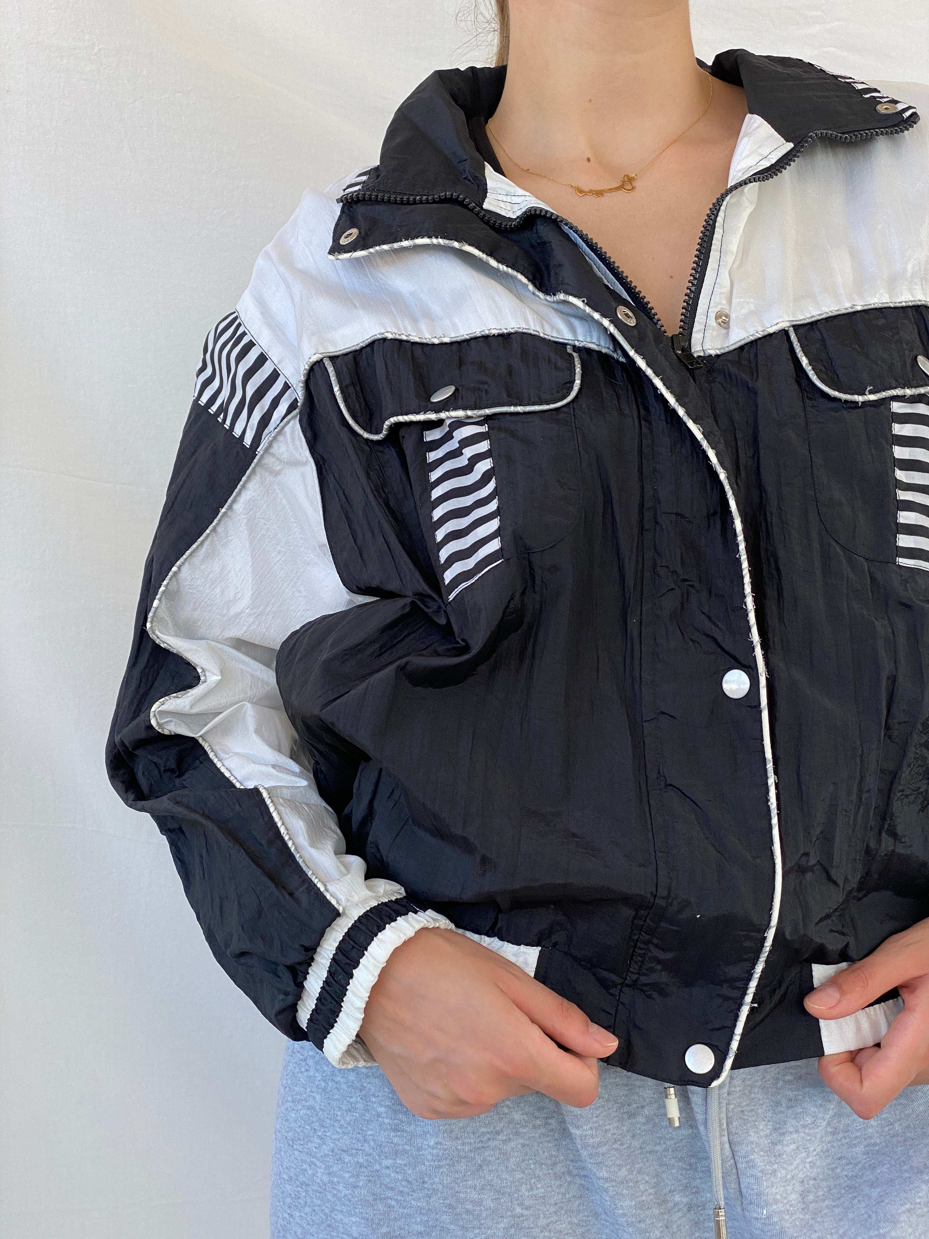 Vintage SUNTERRA Black and White Windbreaker Track Jacket - M